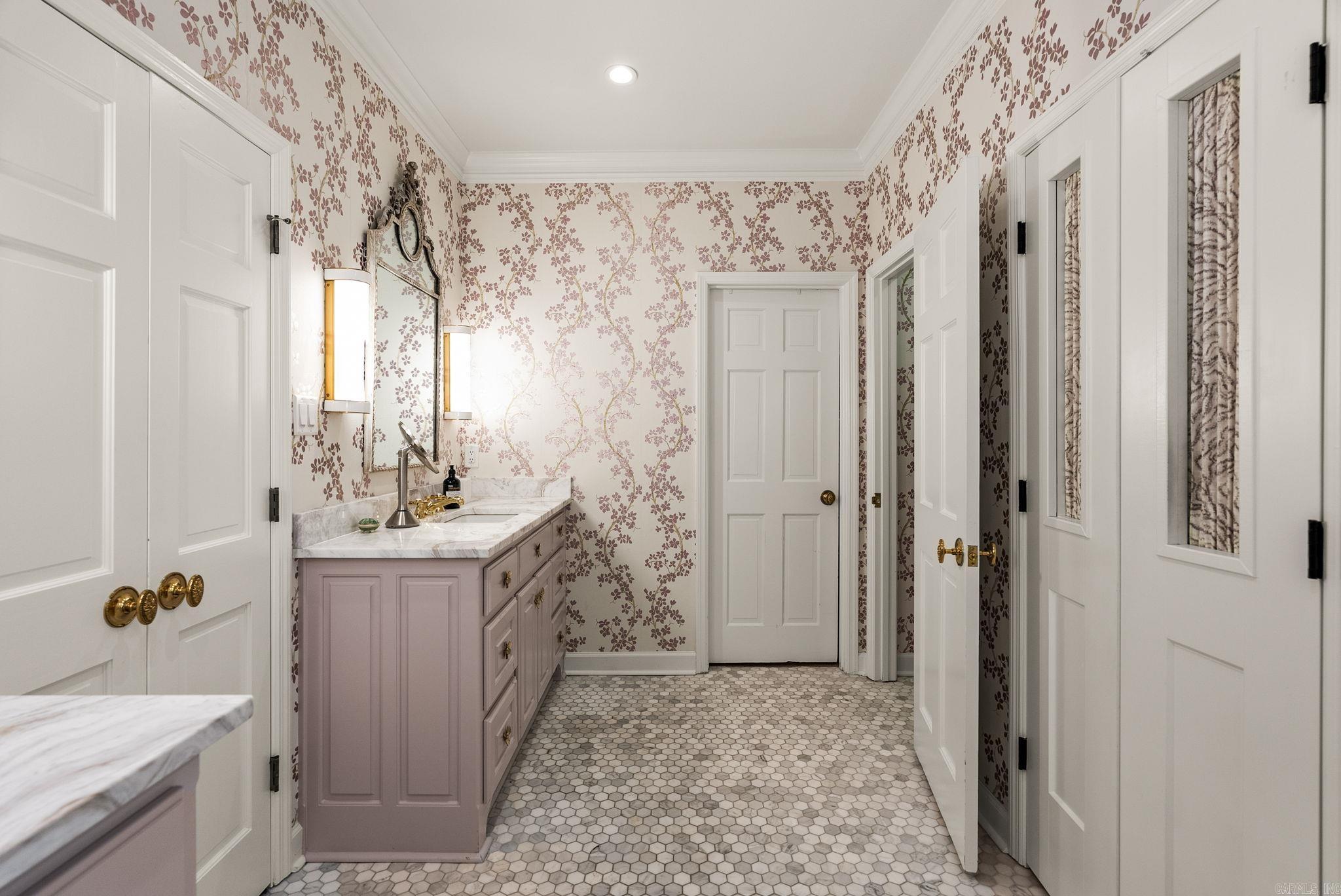 25 E Palisades  Little Rock, AR