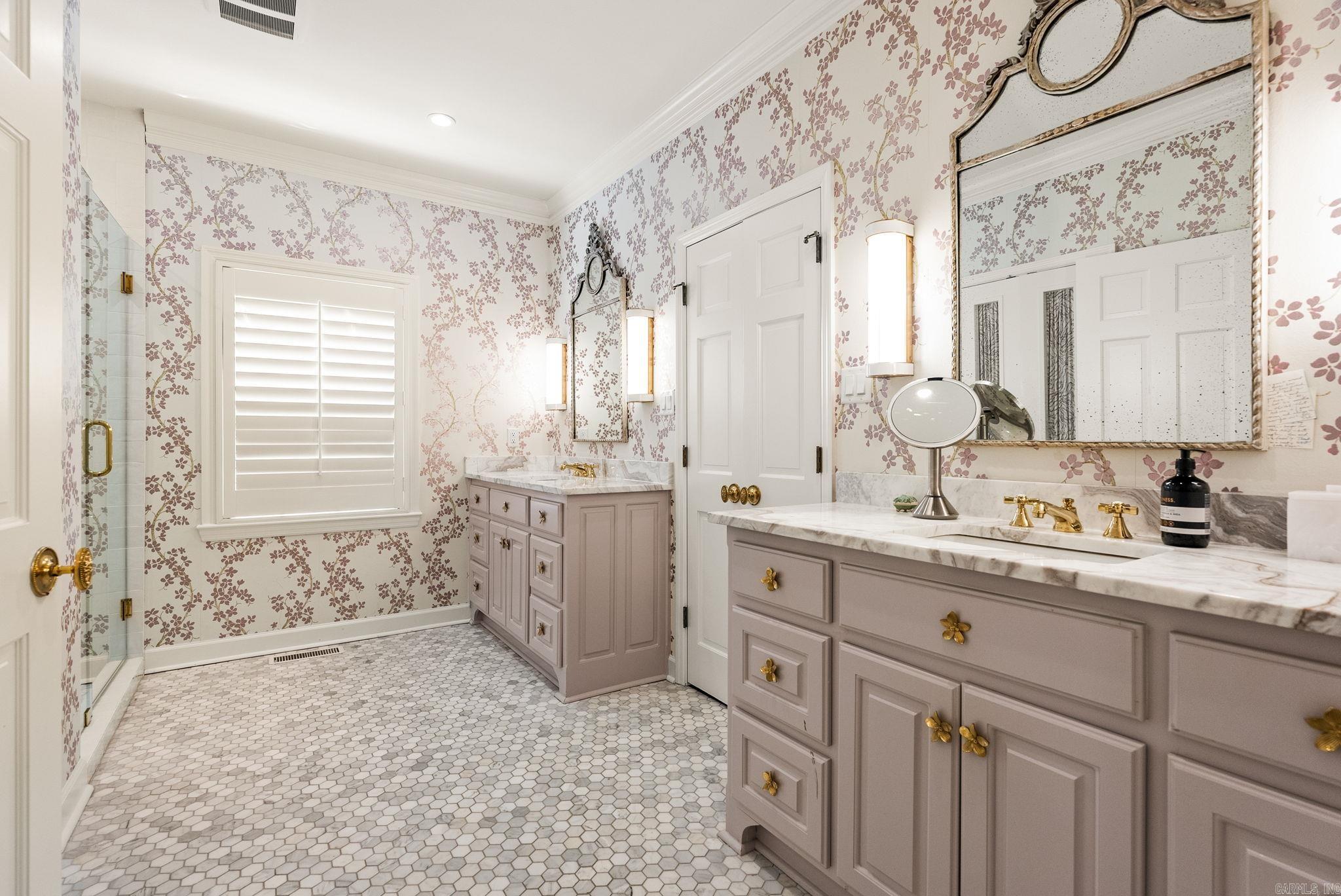 25 E Palisades  Little Rock, AR