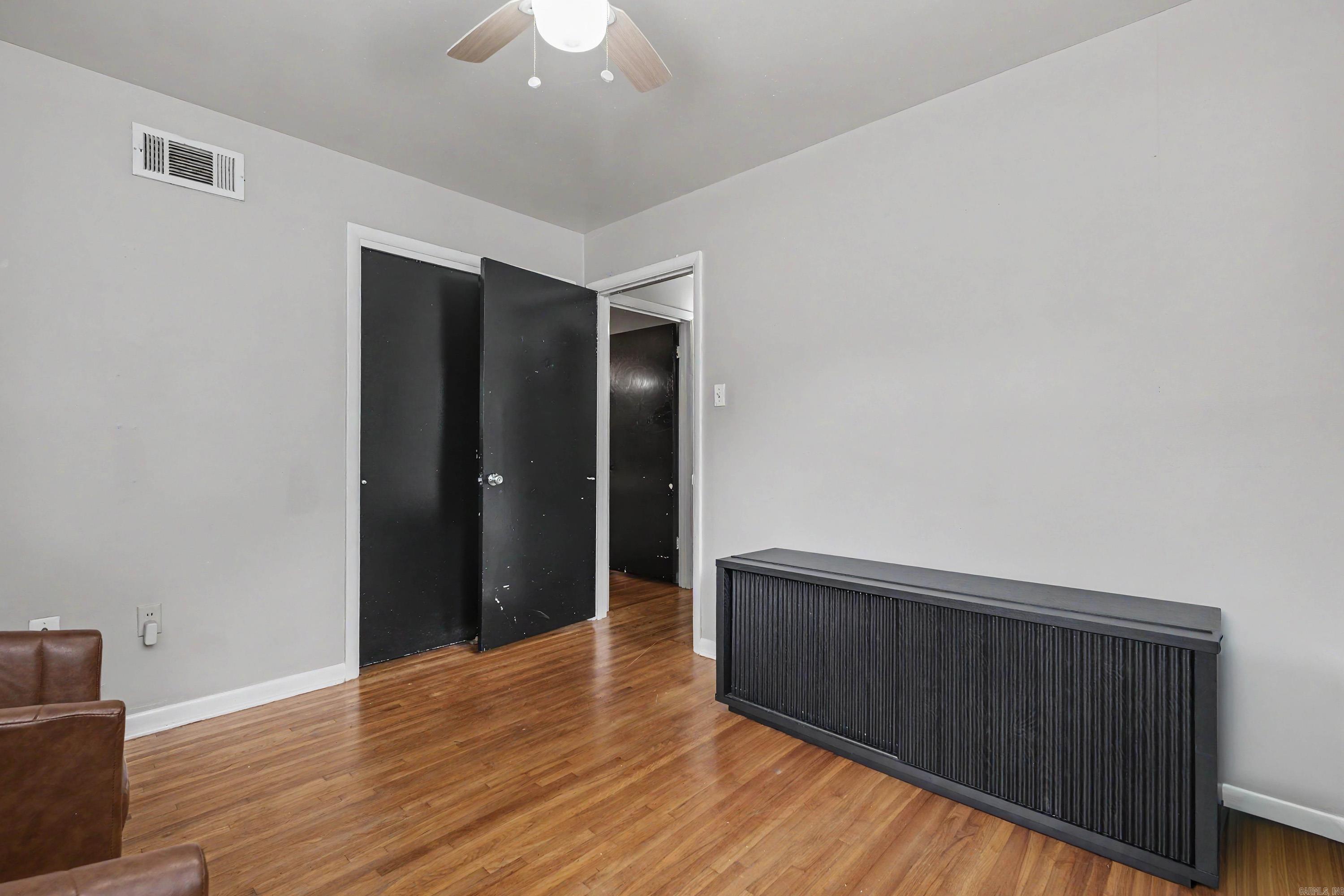 21 Lawrence  Little Rock, AR