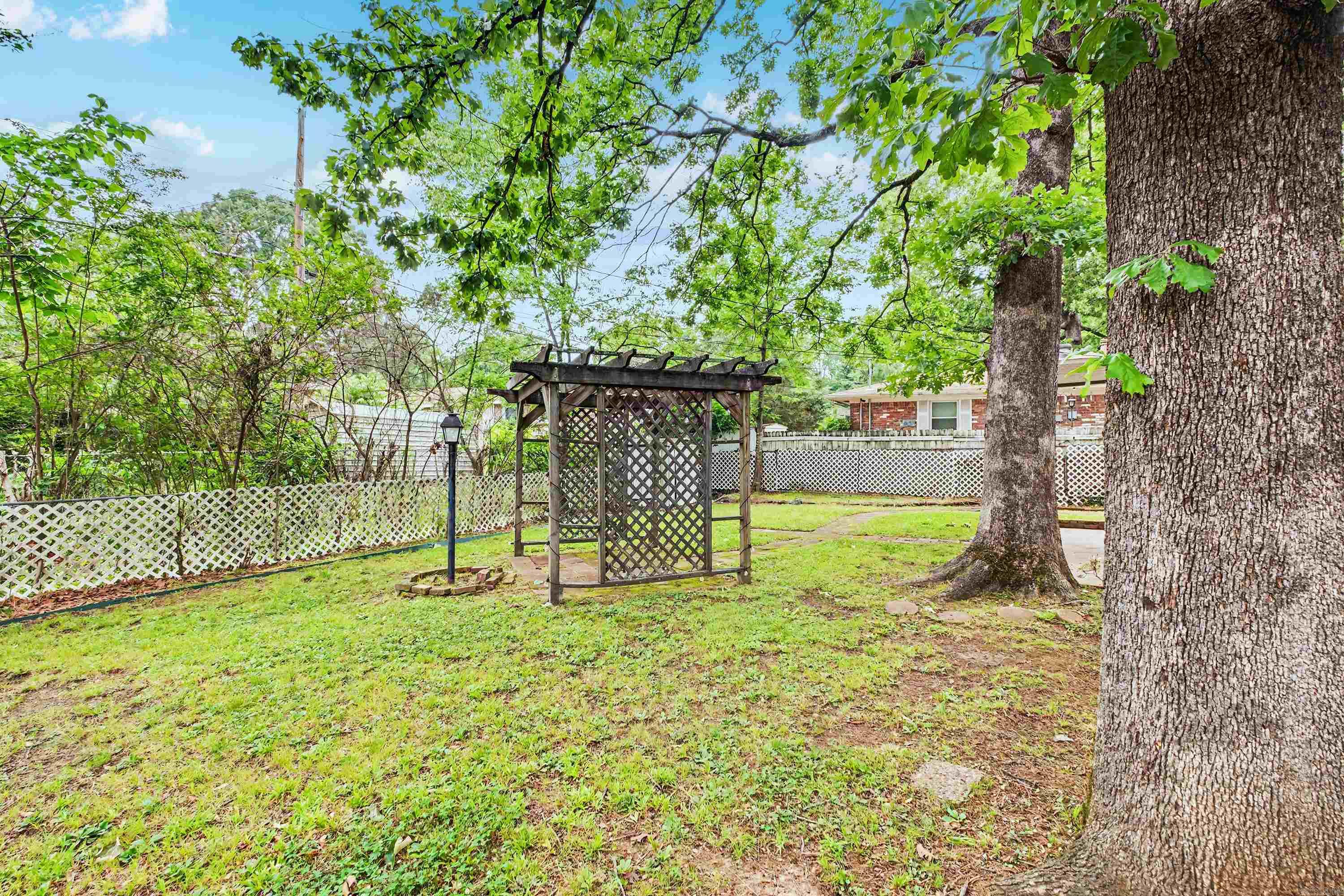 21 Lawrence  Little Rock, AR