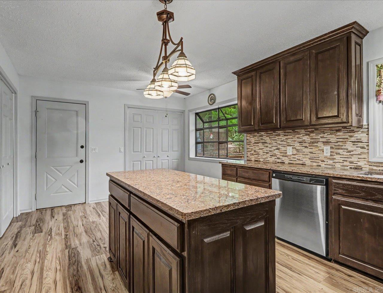27 Murcia  Hot Springs, AR