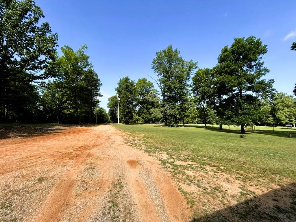 2731 Holmes  Mountain View, AR
