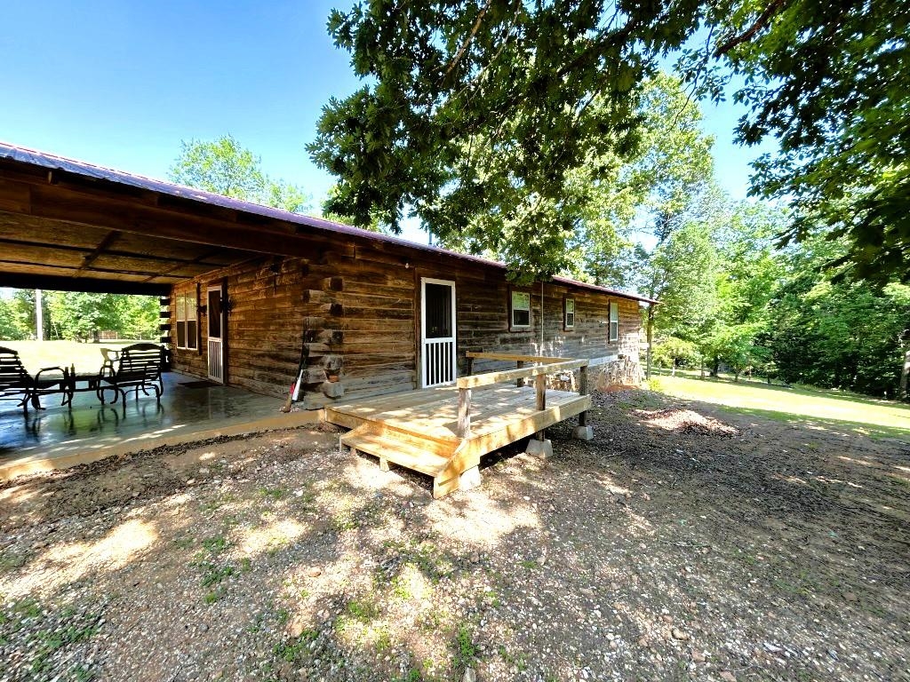 2731 Holmes  Mountain View, AR