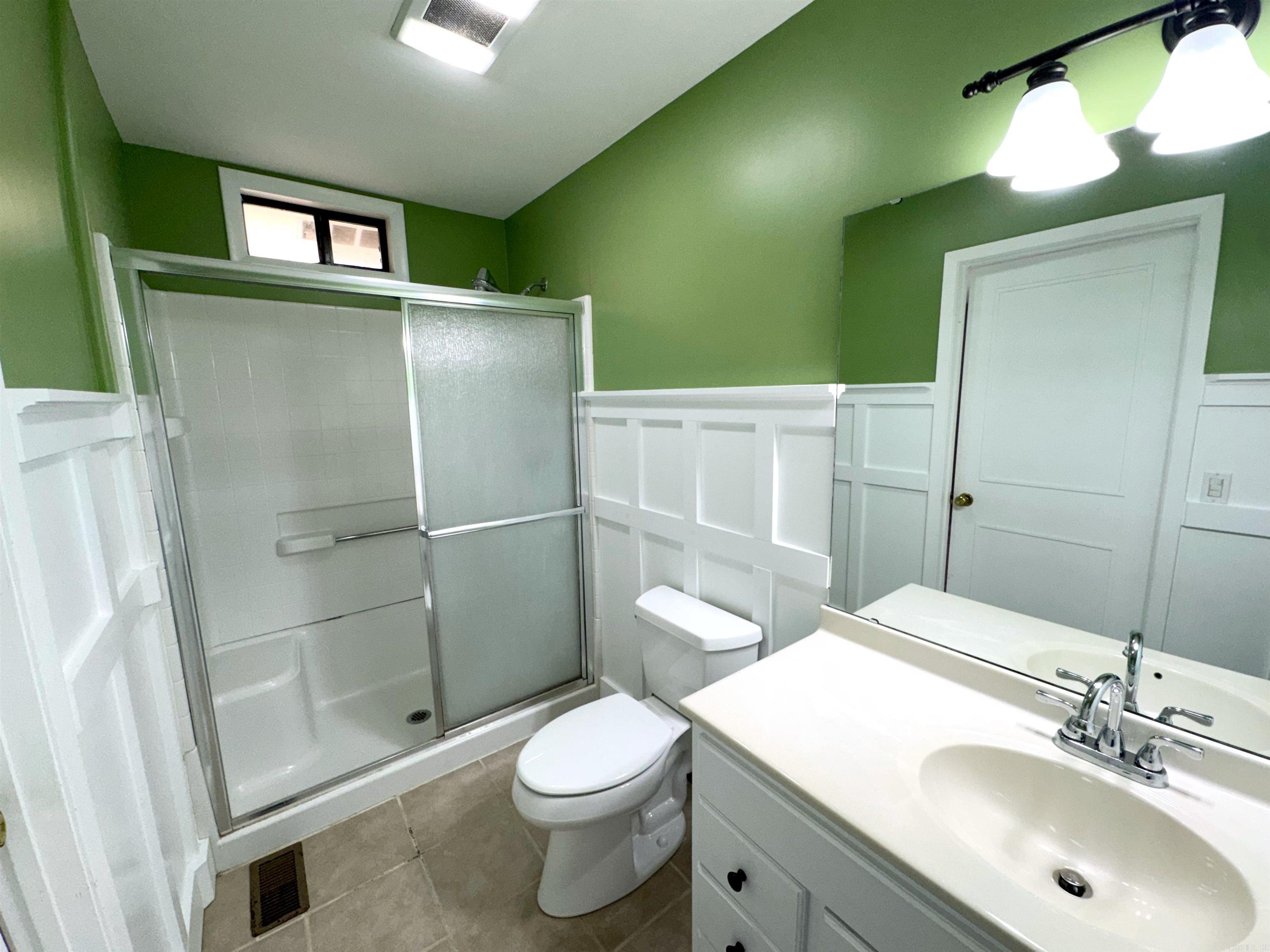 908 Oak  Mountain View, AR