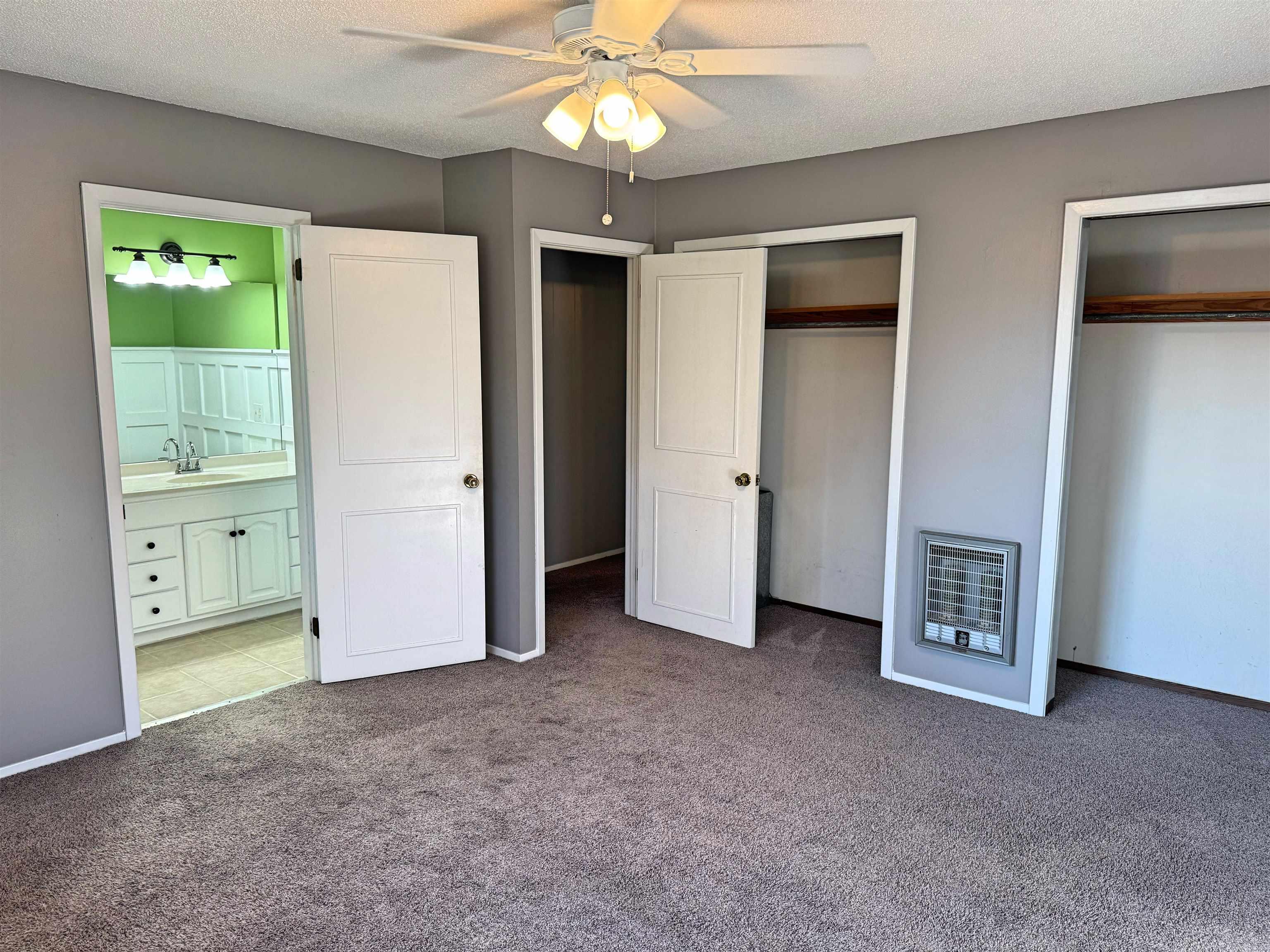 908 Oak  Mountain View, AR