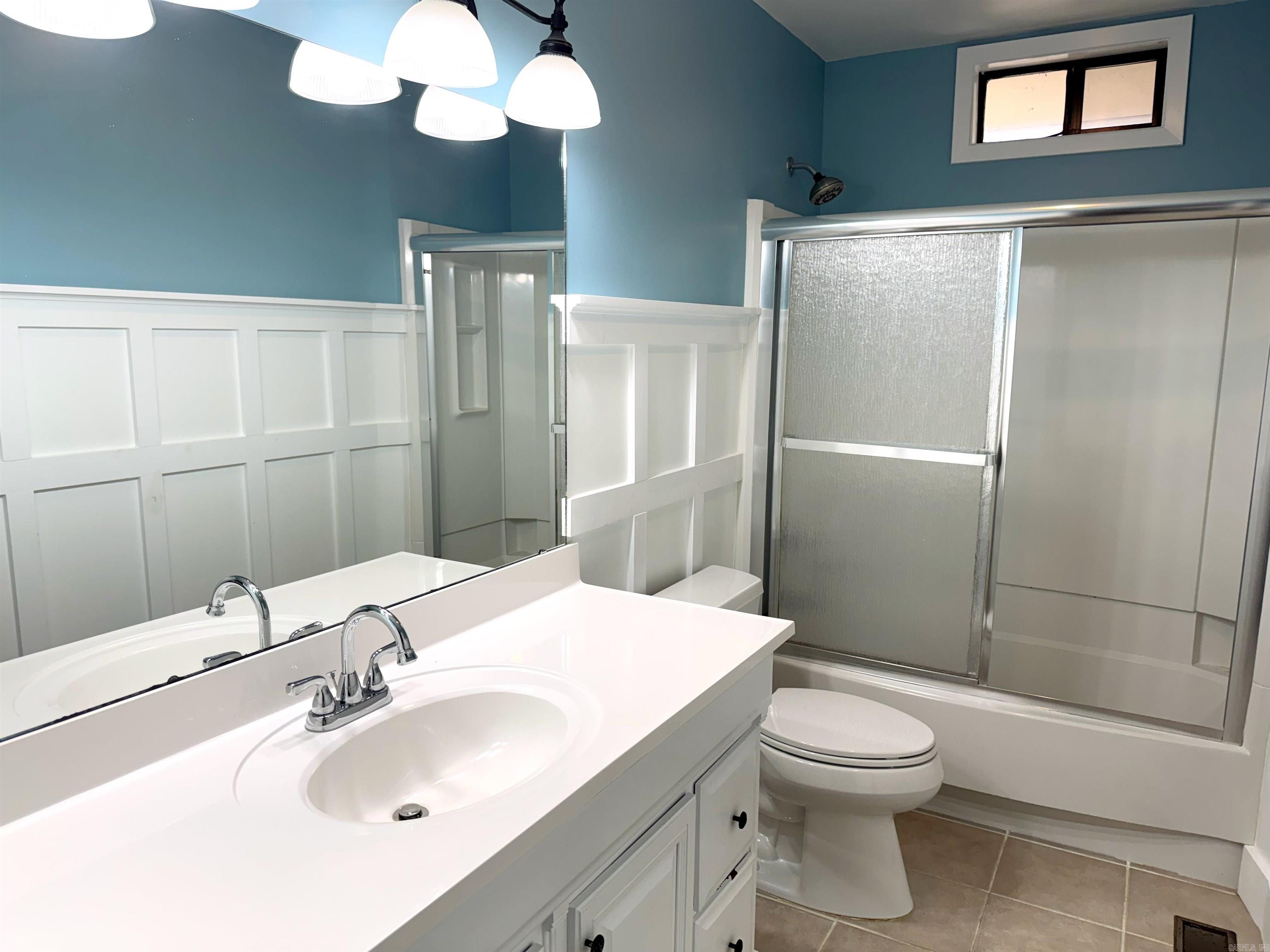 908 Oak  Mountain View, AR