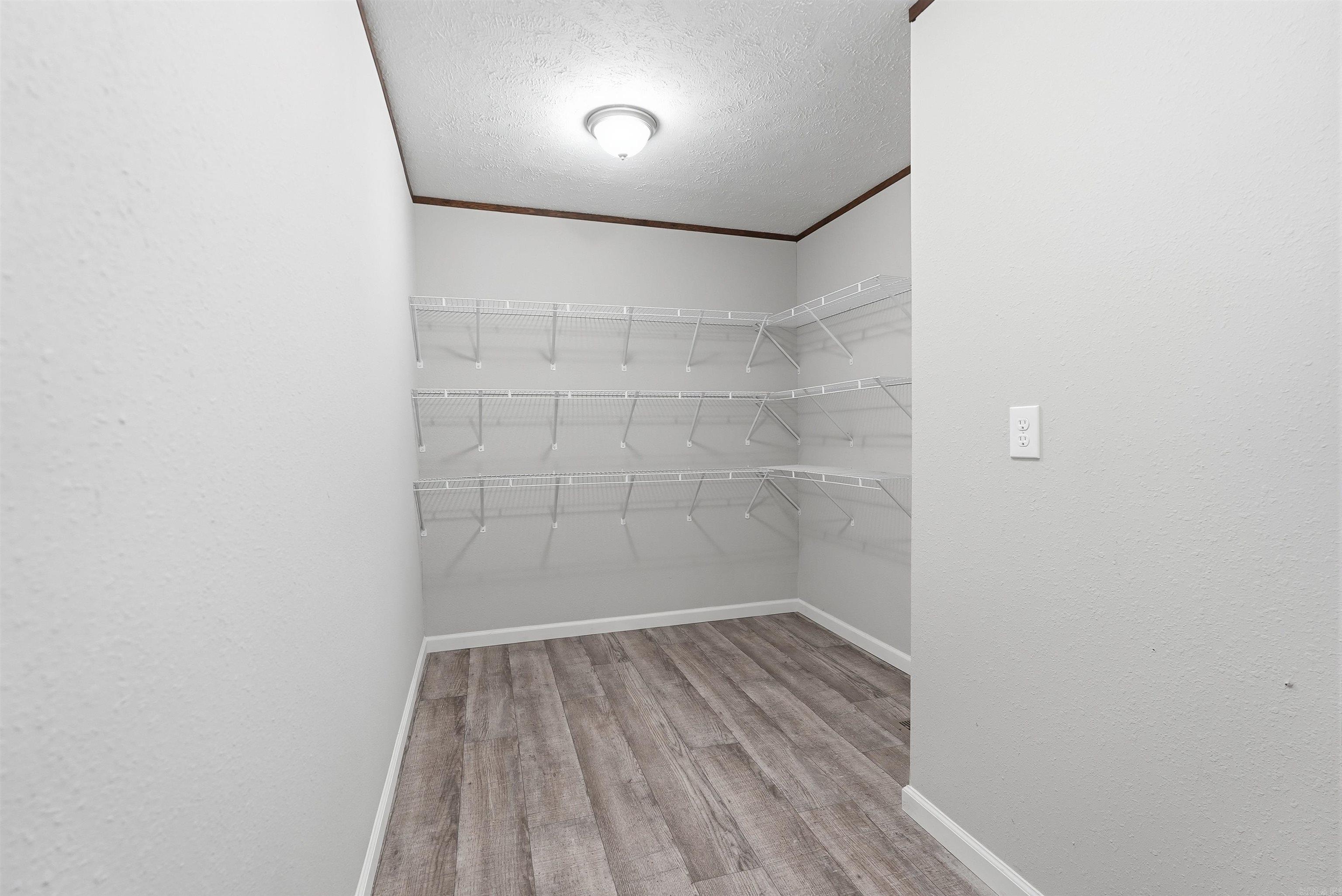 11 Lenora  Little Rock, AR