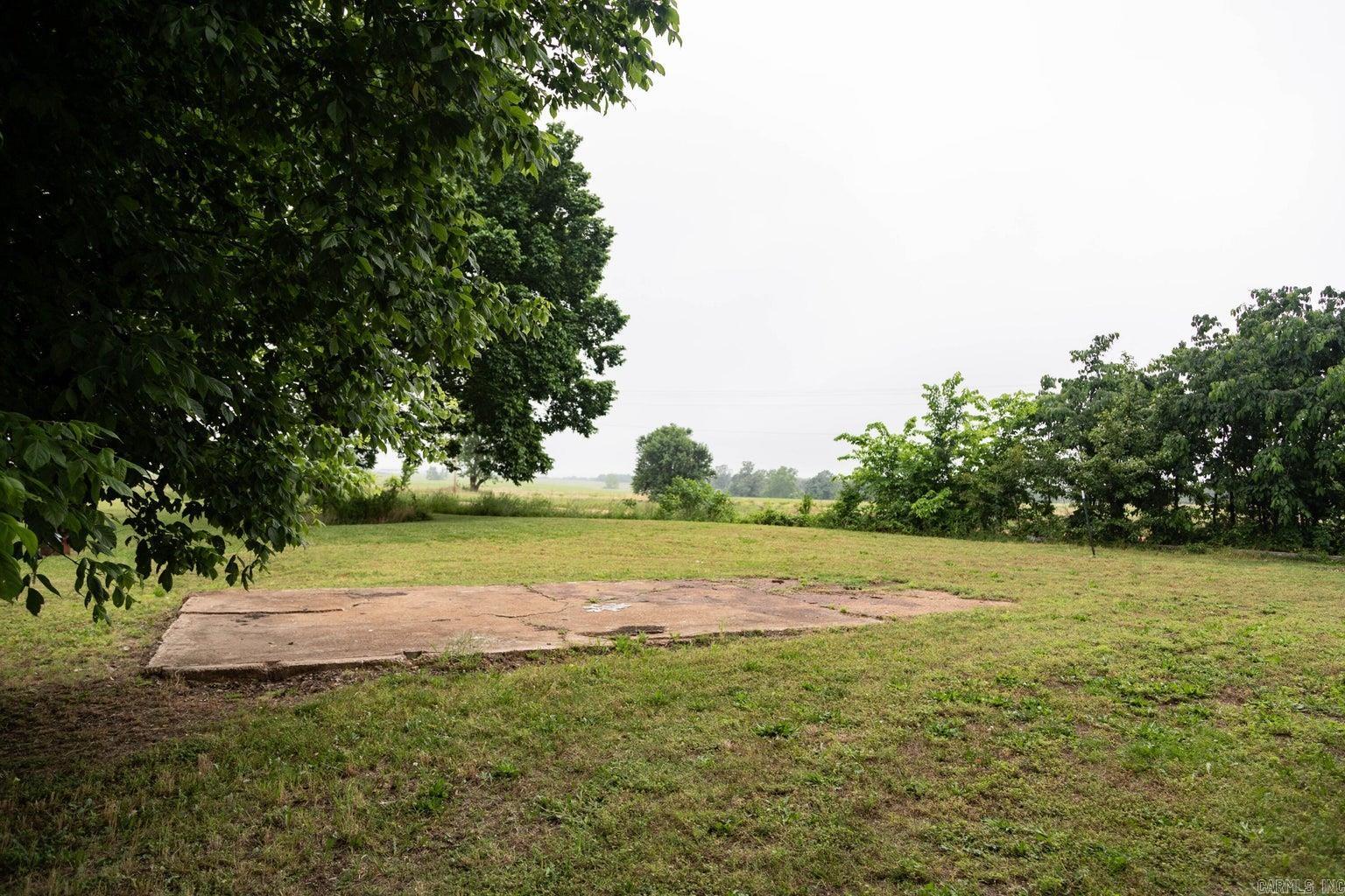 109 Manilla  Koshkonong, MO
