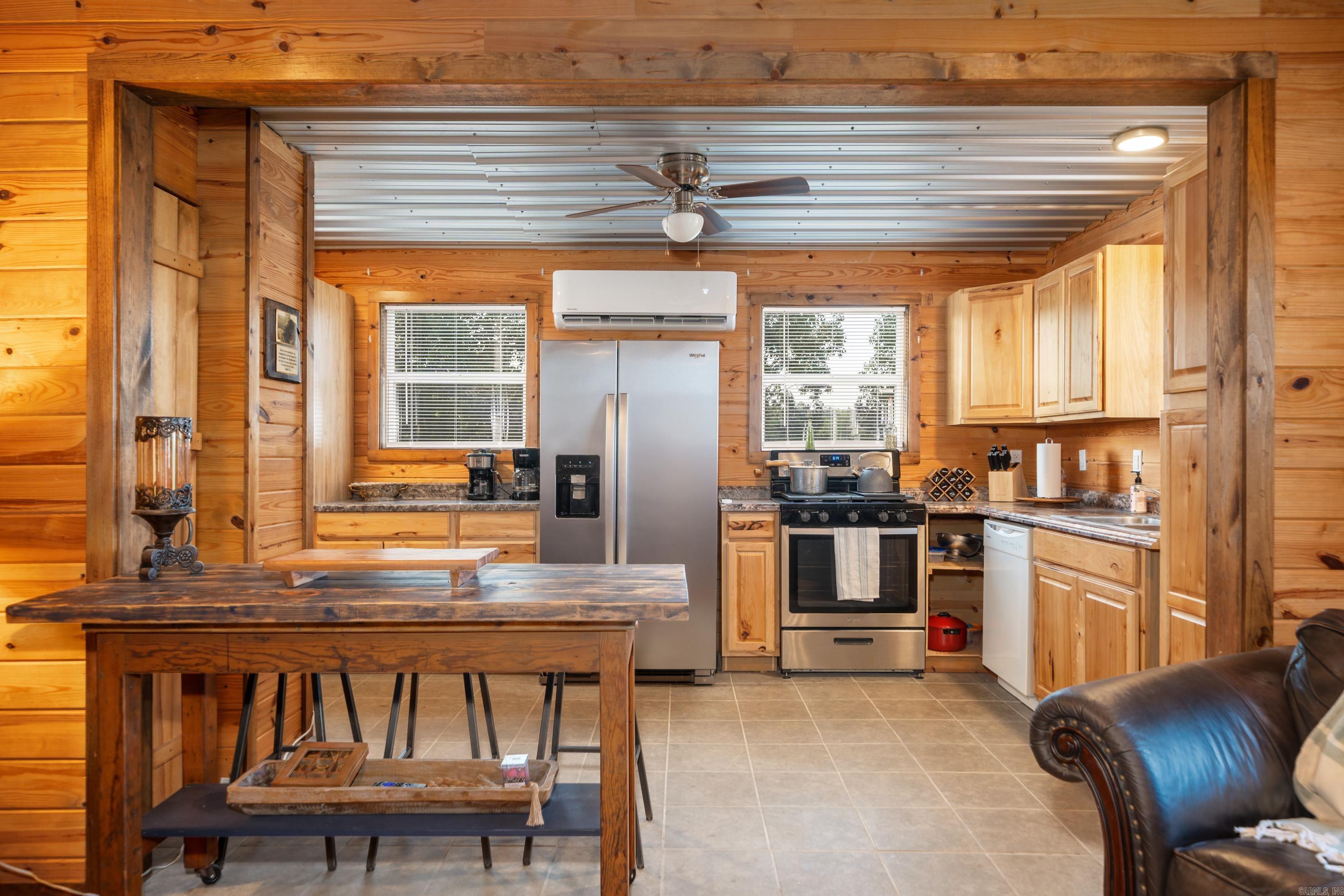 400 Mt. Laurel  Glenwood, AR