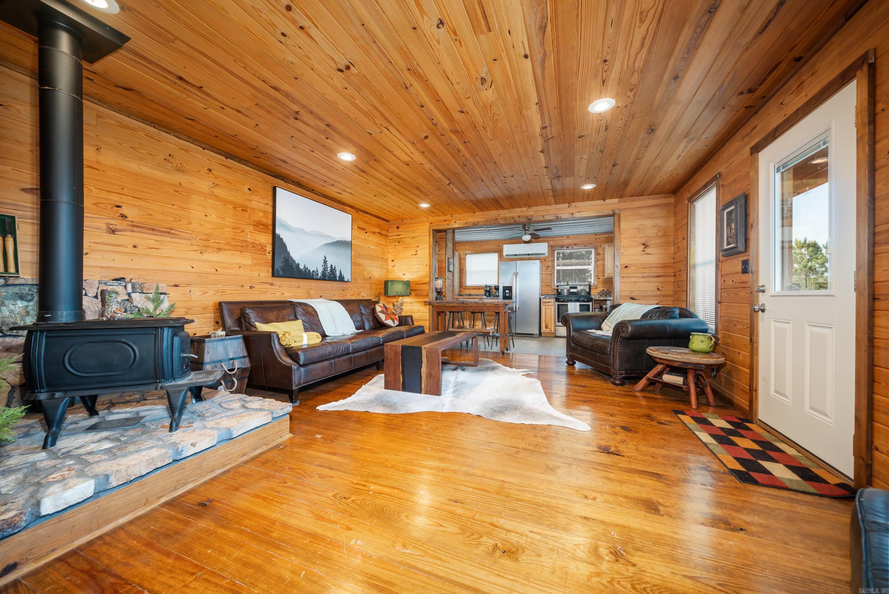 400 Mt. Laurel  Glenwood, AR