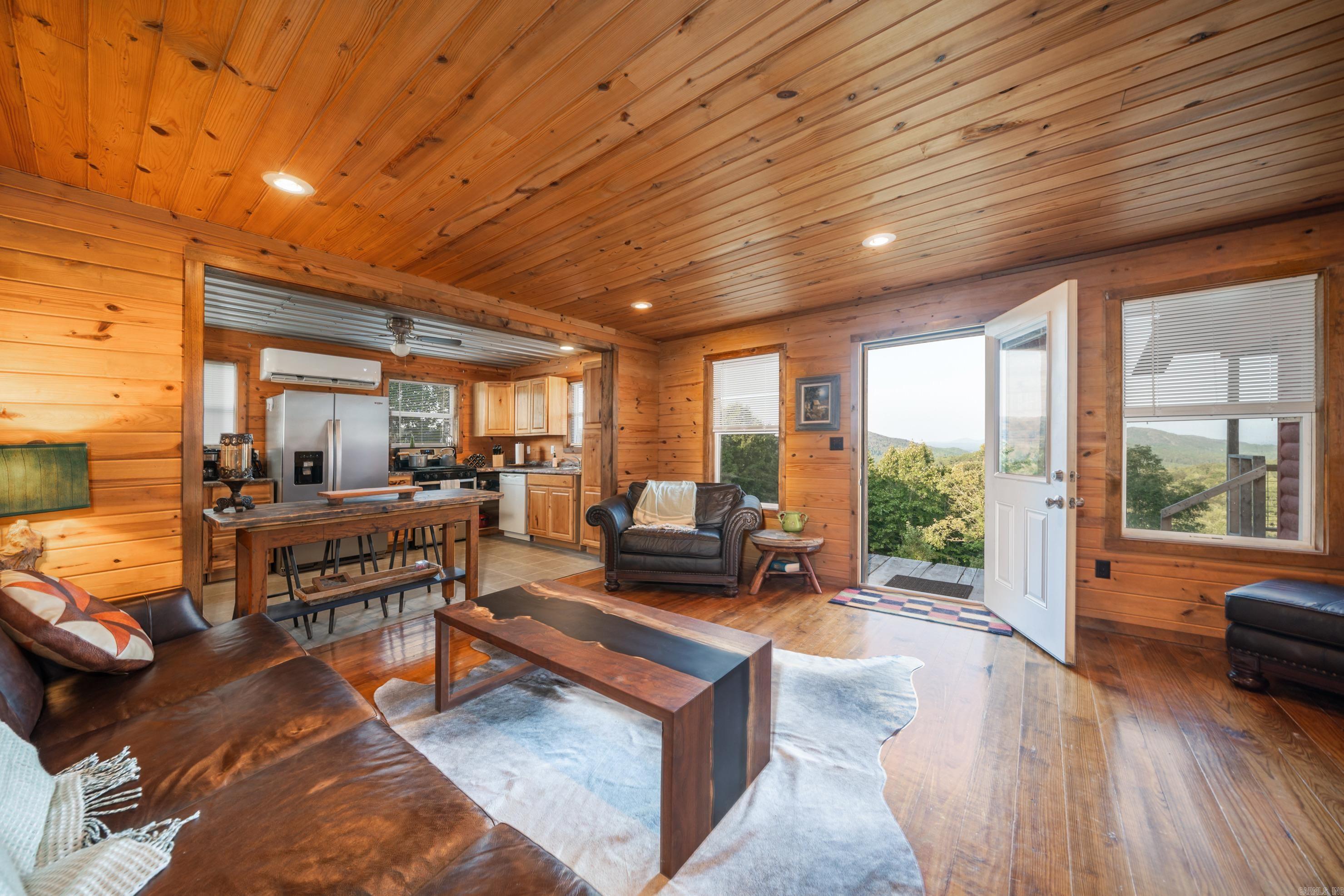 400 Mt. Laurel  Glenwood, AR