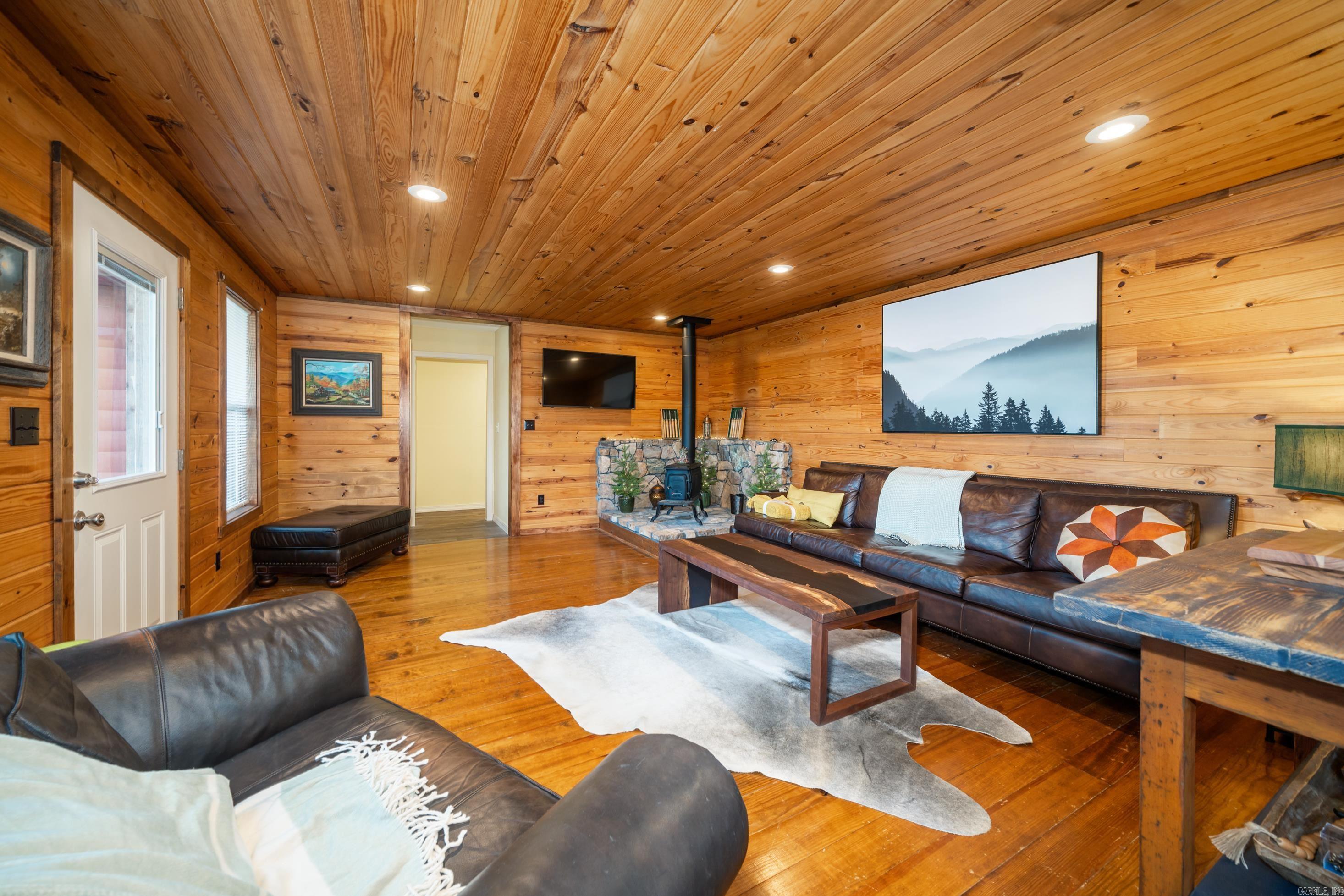 400 Mt. Laurel  Glenwood, AR