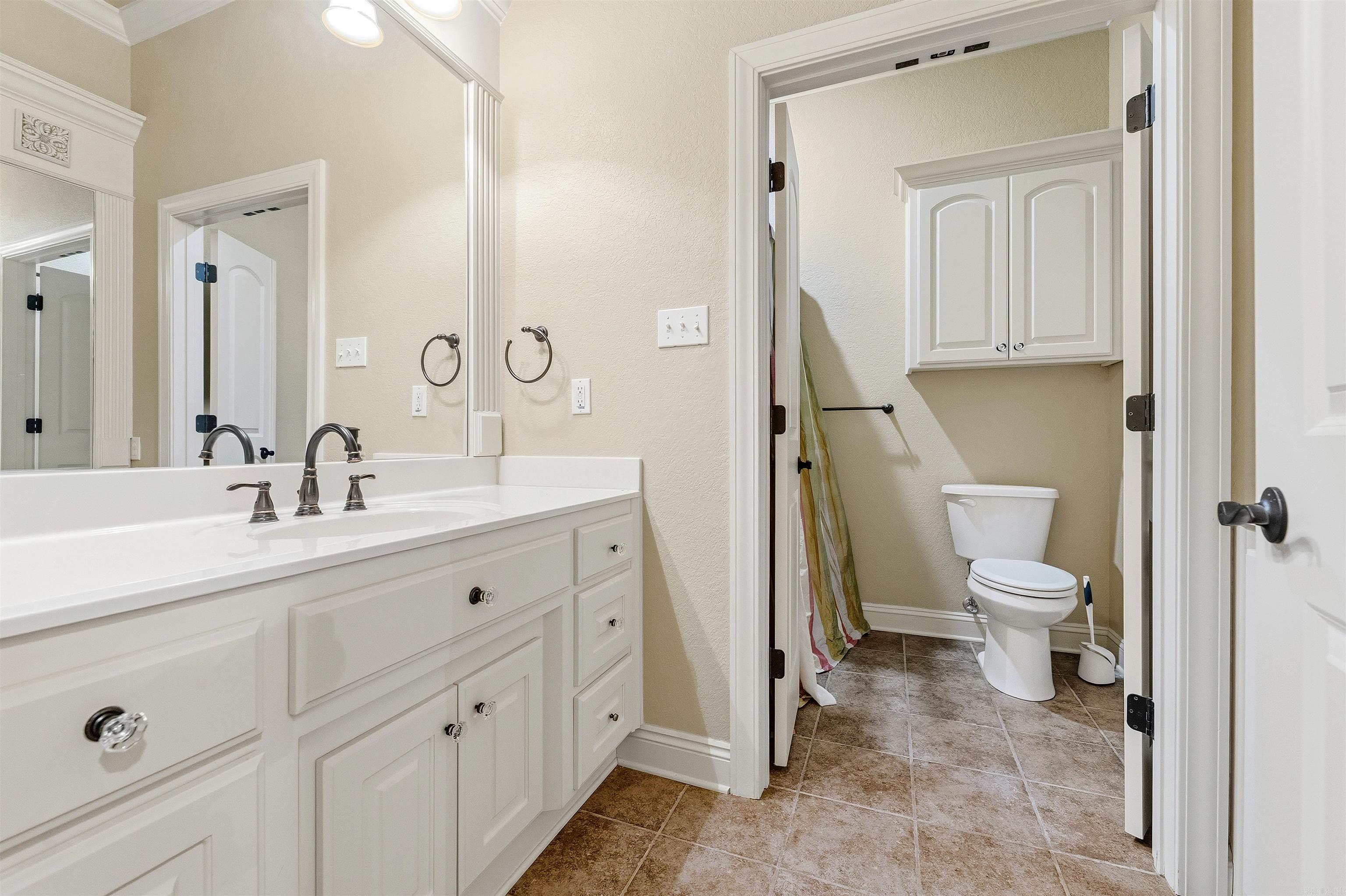 305 Edgewood Dr Cabot, AR 72023