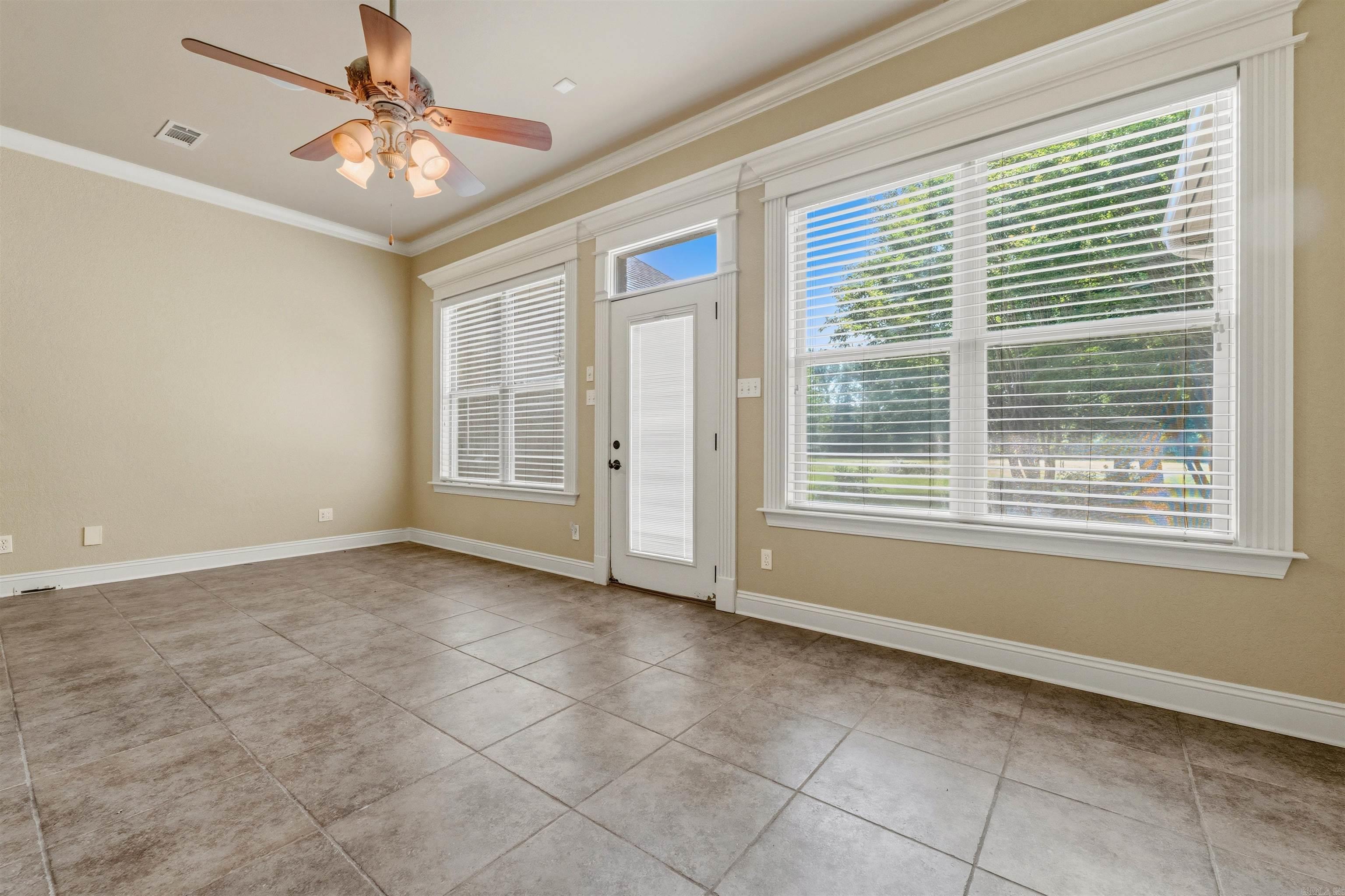 305 Edgewood Dr  Cabot, AR