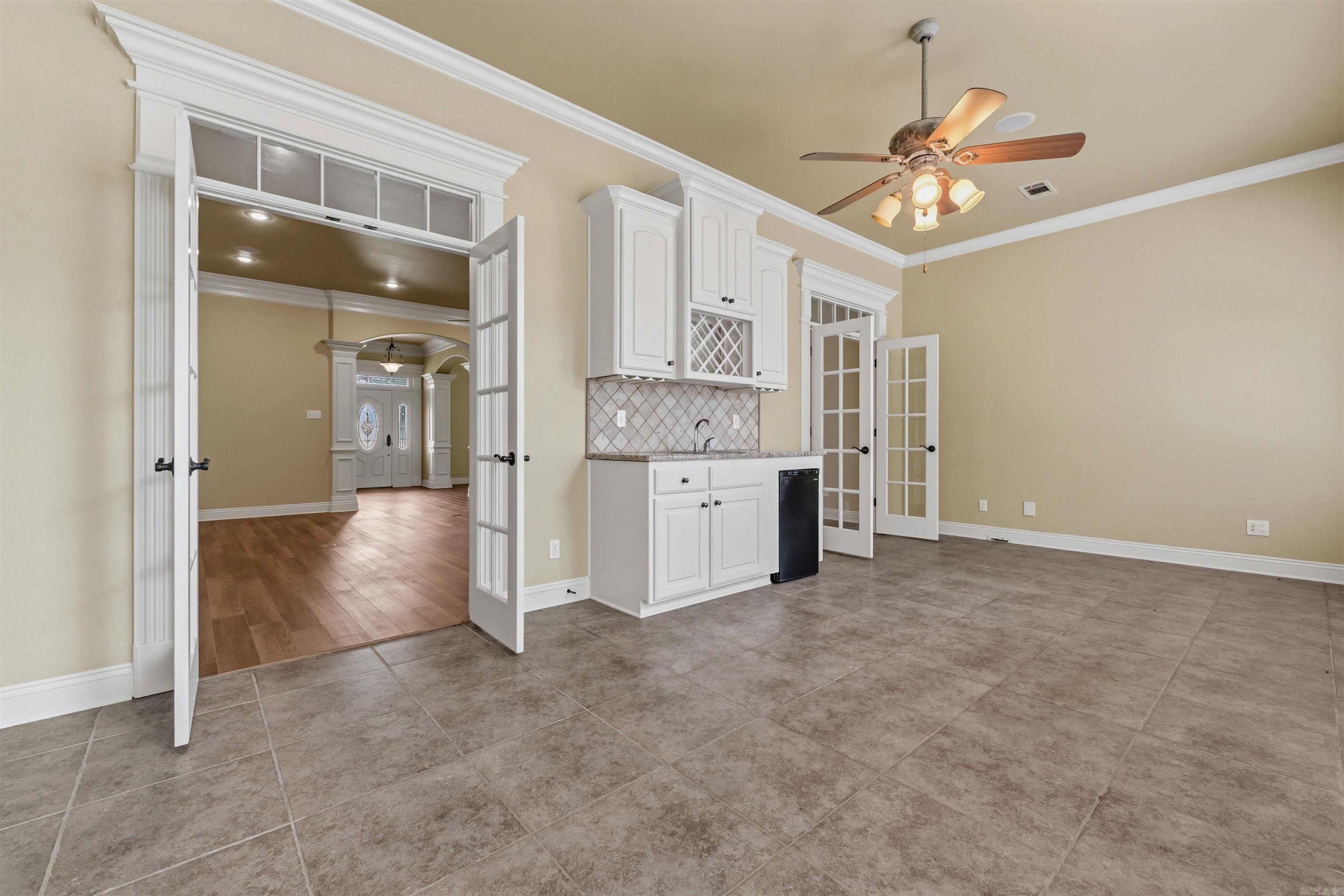 305 Edgewood Dr  Cabot, AR