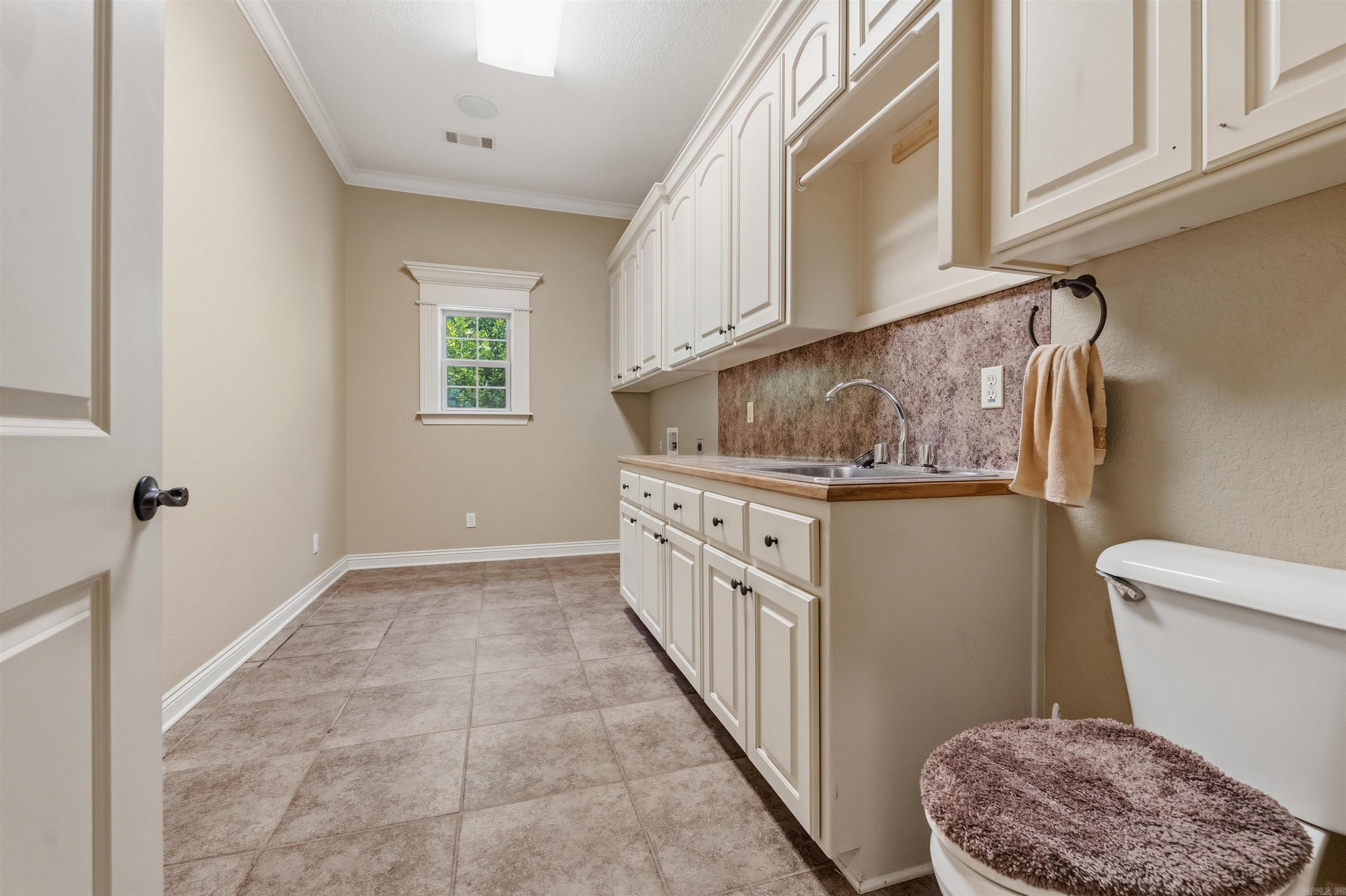 305 Edgewood Dr Cabot, AR 72023