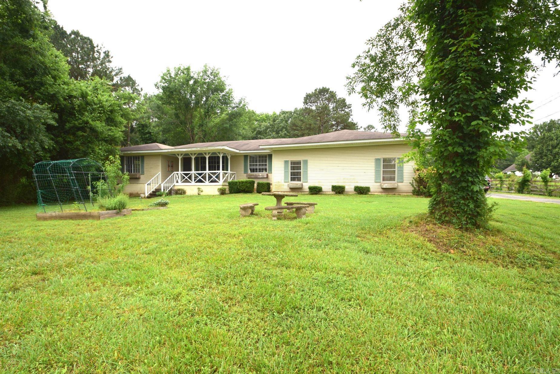 19919 E Pinnacle  Roland, AR