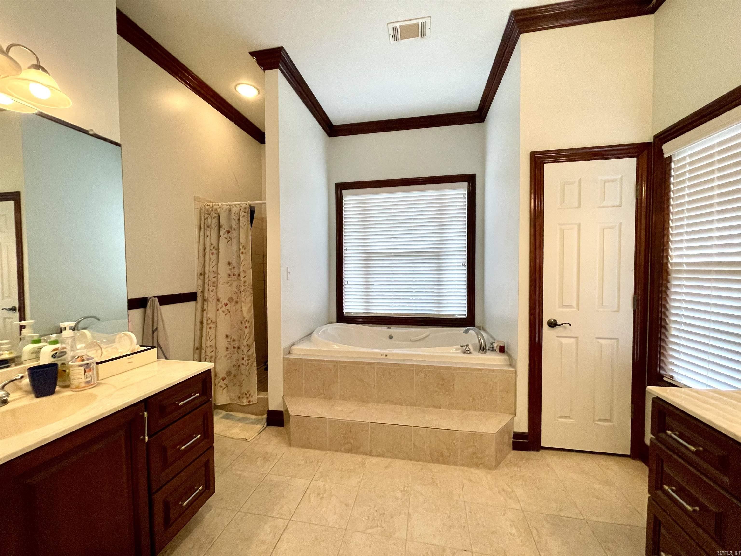 1013 Brownstone  Jonesboro, AR