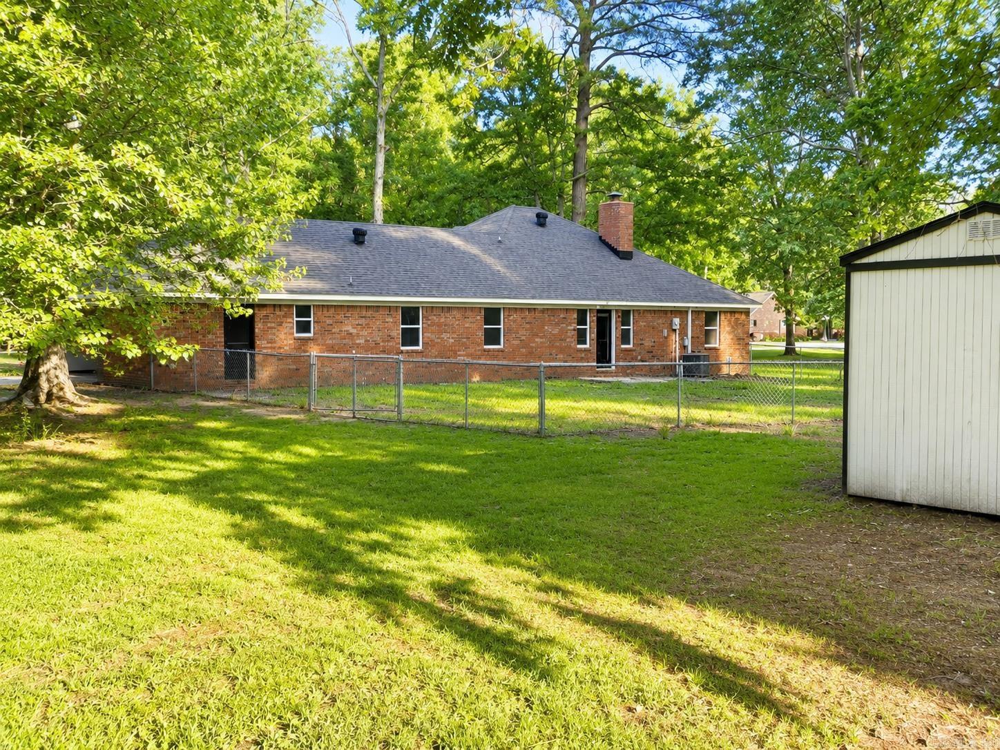 7500 Dolphin  Pine Bluff, AR
