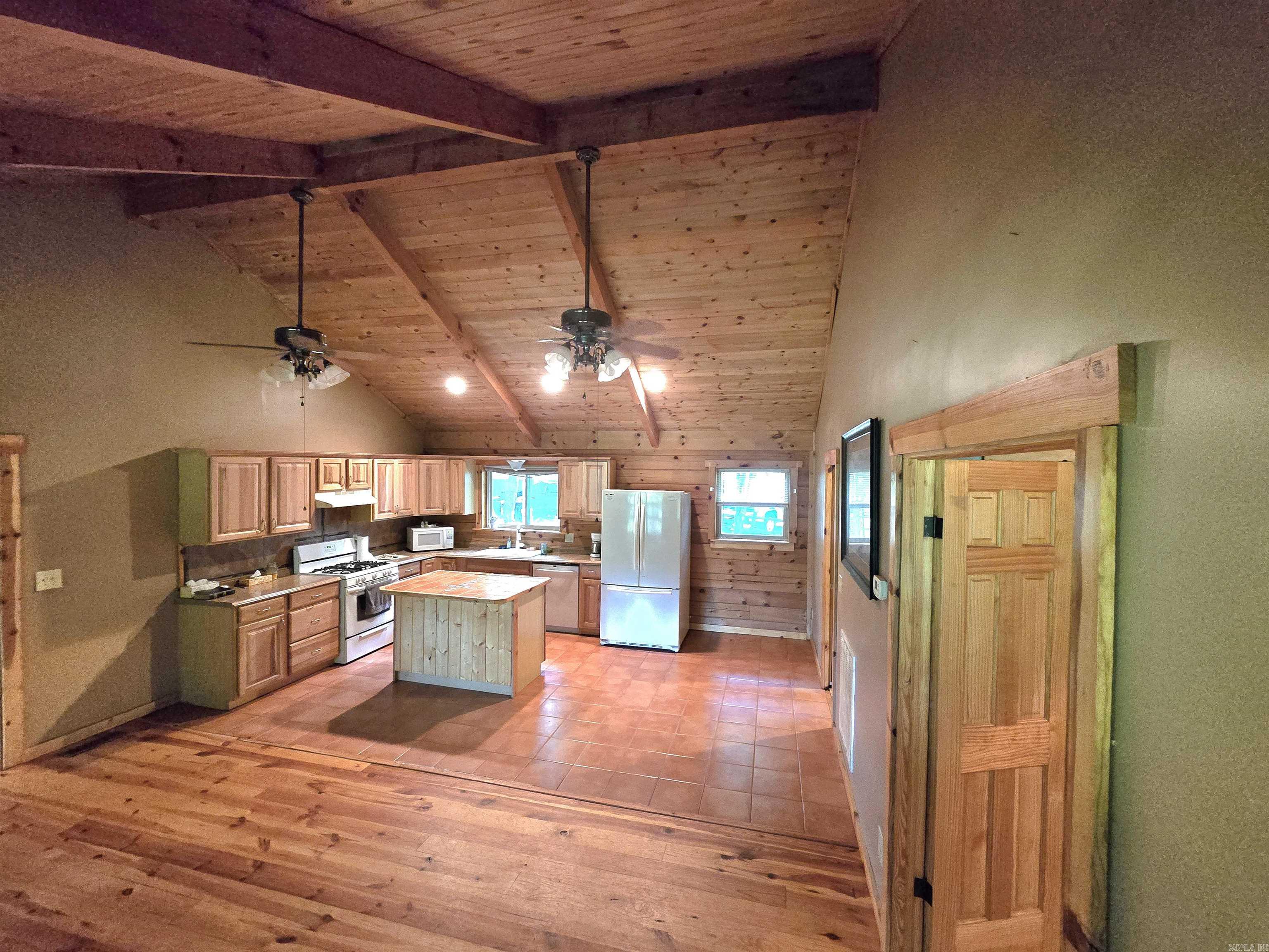 196 Peaceful Hills Rd  Bonnerdale, AR