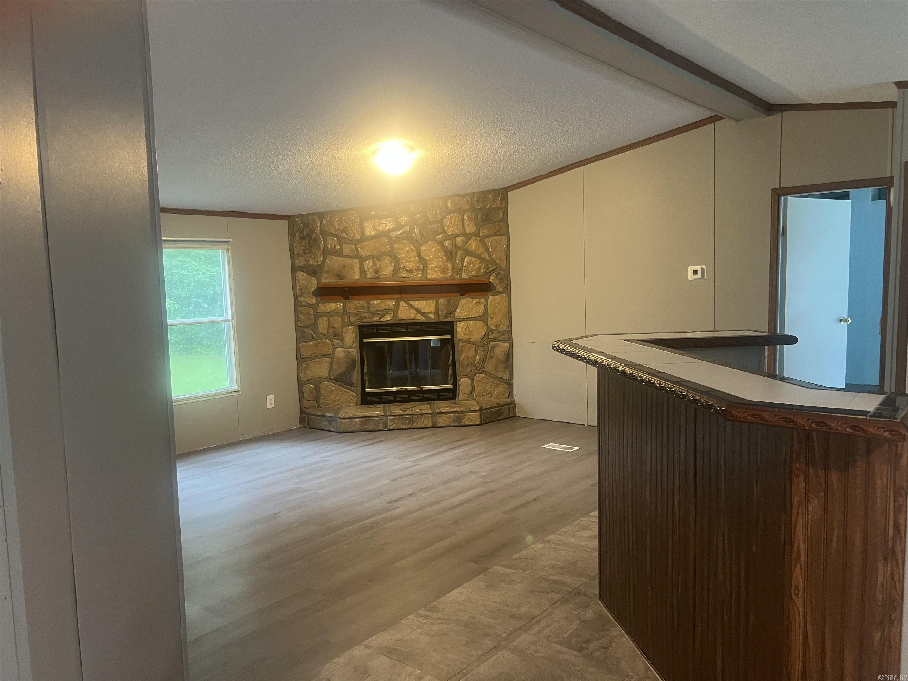 2254 GRANT 18  Grapevine, AR