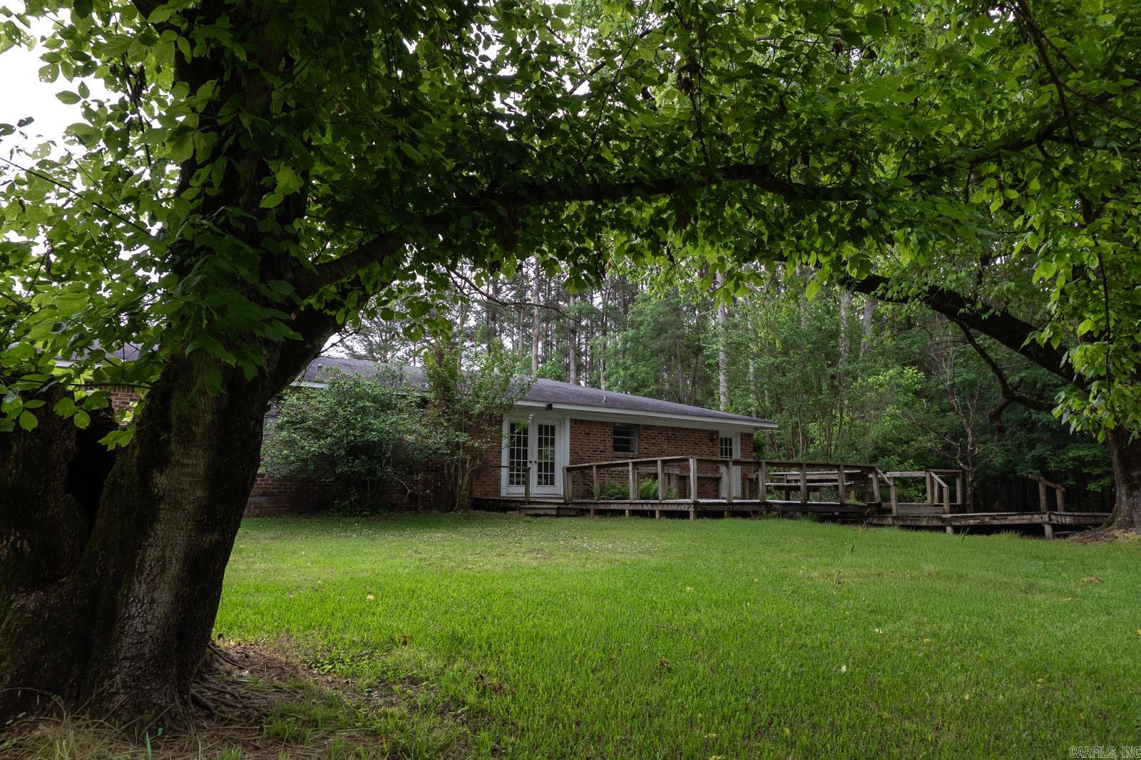 6961 W Hwy 8  Arkadelphia, AR