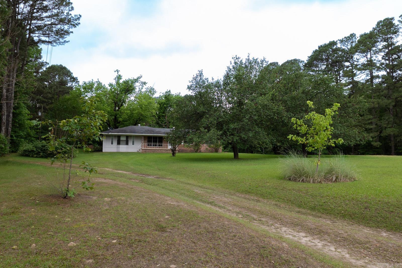 6961 W Hwy 8  Arkadelphia, AR