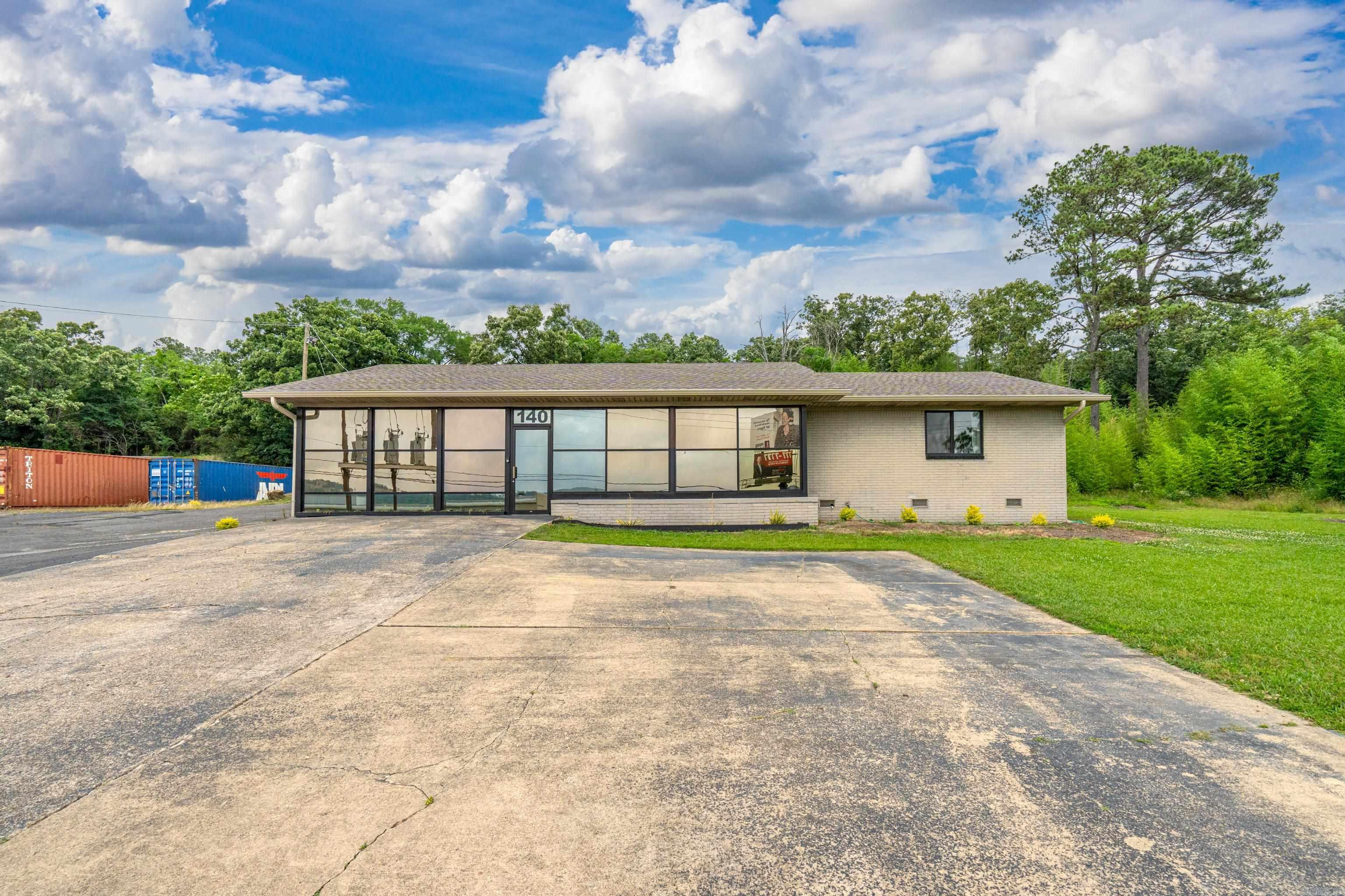 140 Amity Rd  Hot Springs, AR