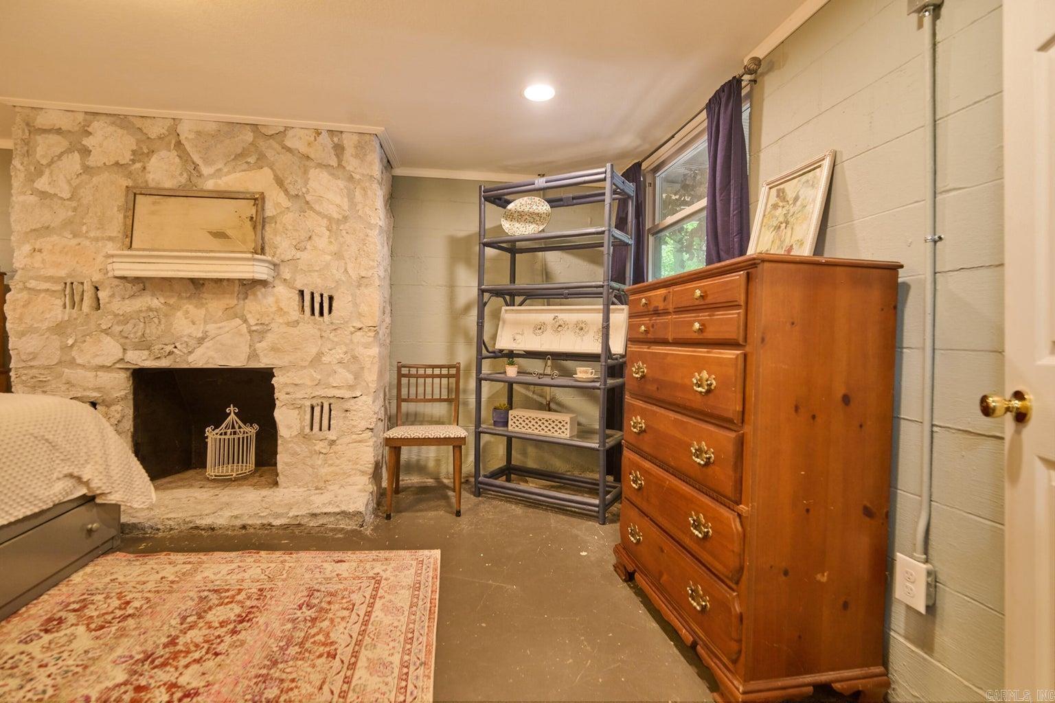 435 Woodland Hills  Hardy, AR