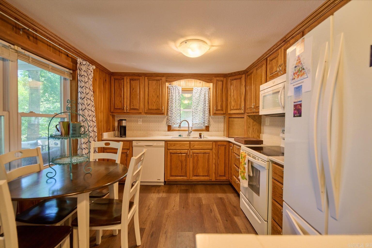 435 Woodland Hills  Hardy, AR