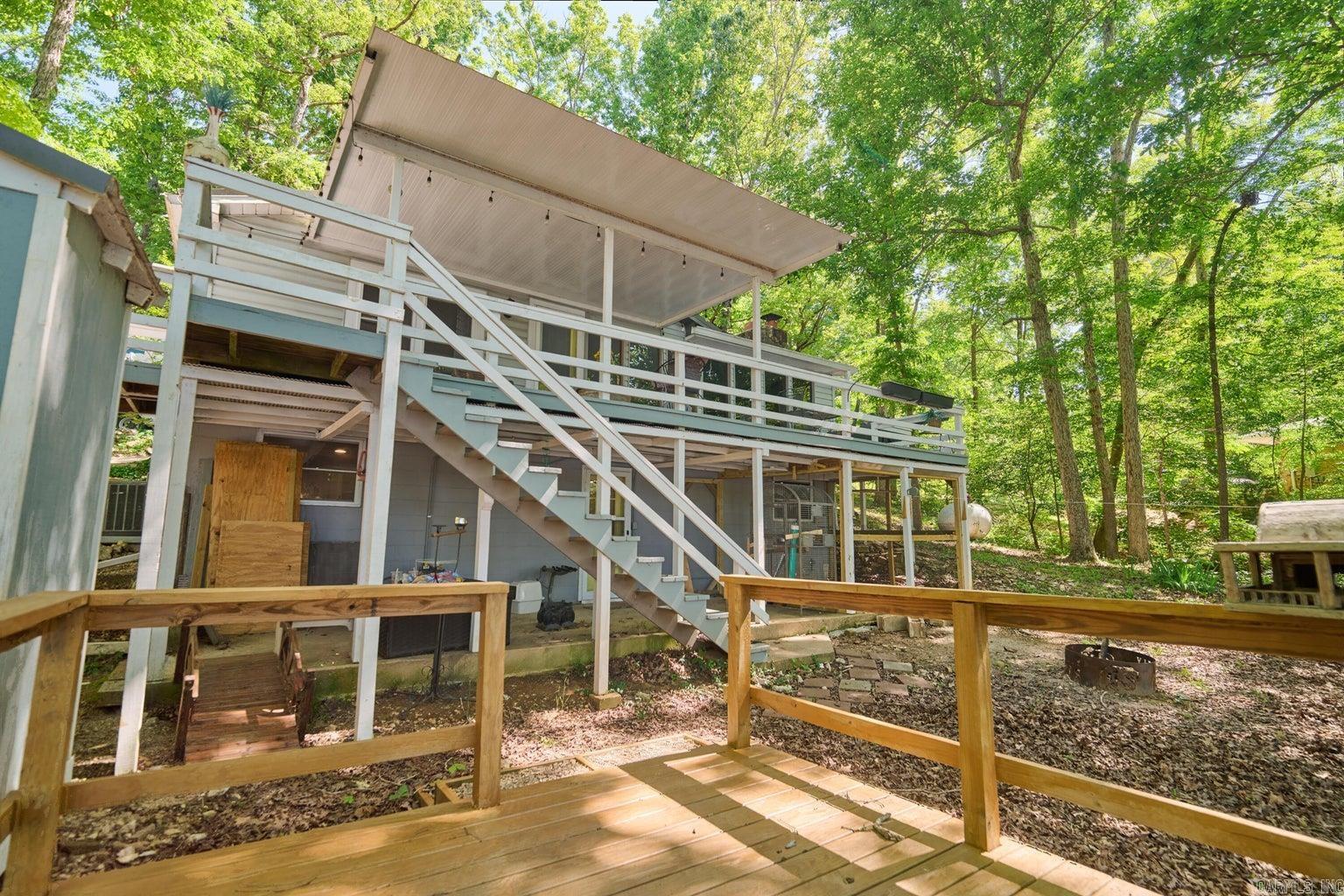 435 Woodland Hills  Hardy, AR
