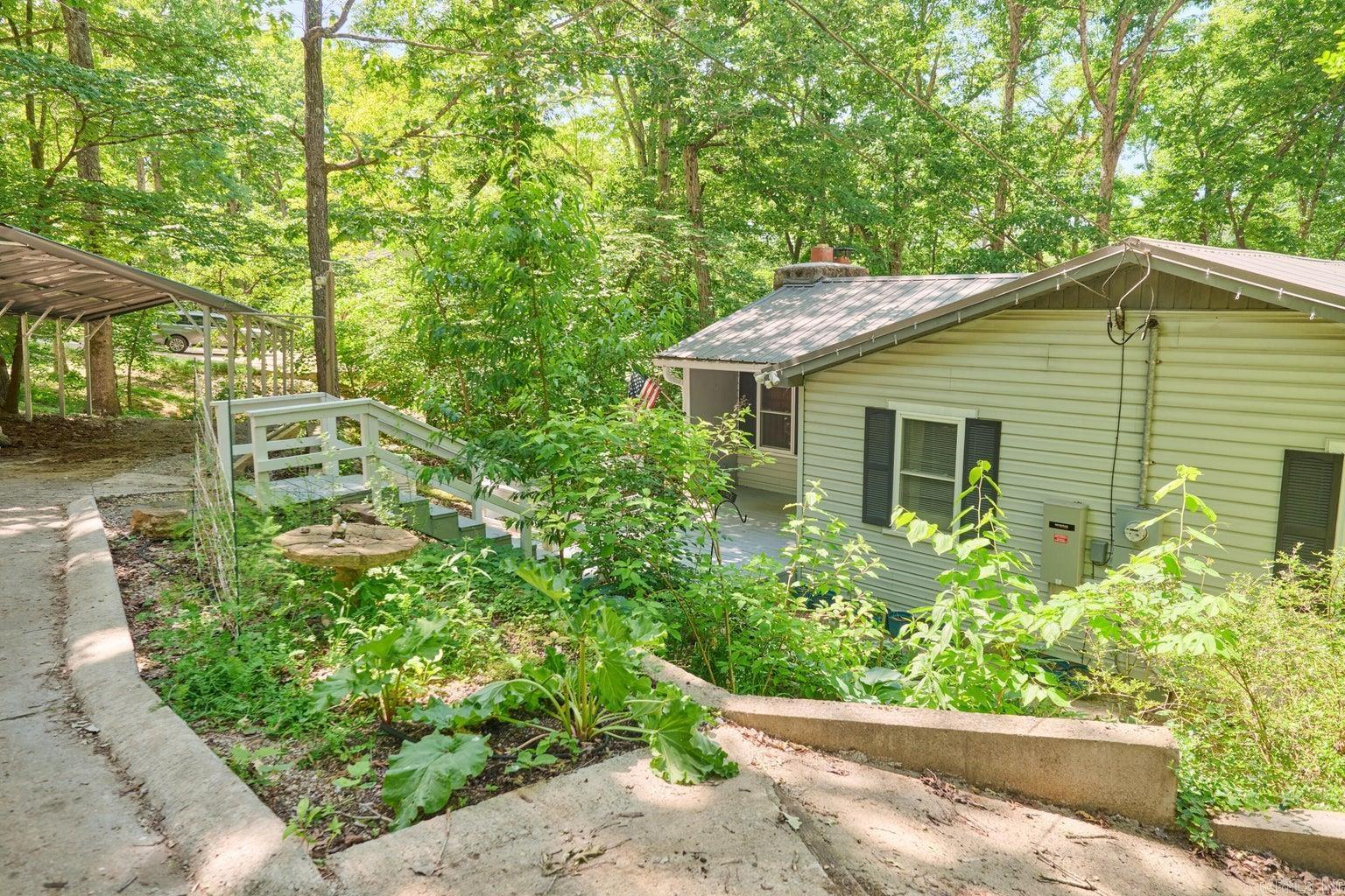 435 Woodland Hills  Hardy, AR