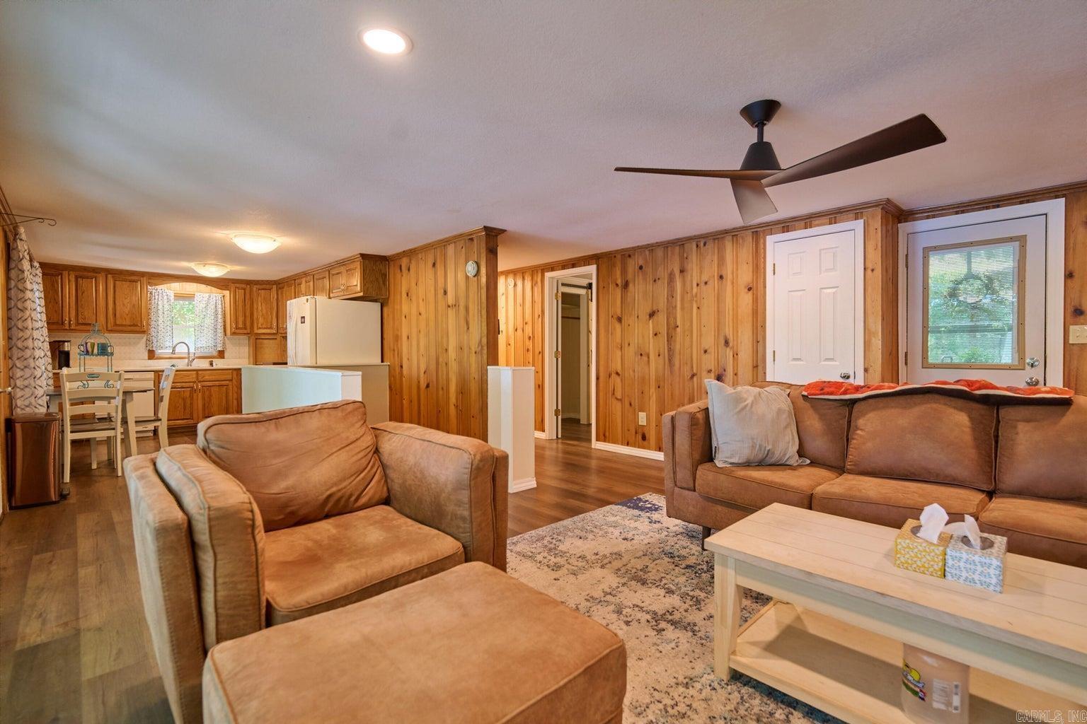 435 Woodland Hills  Hardy, AR