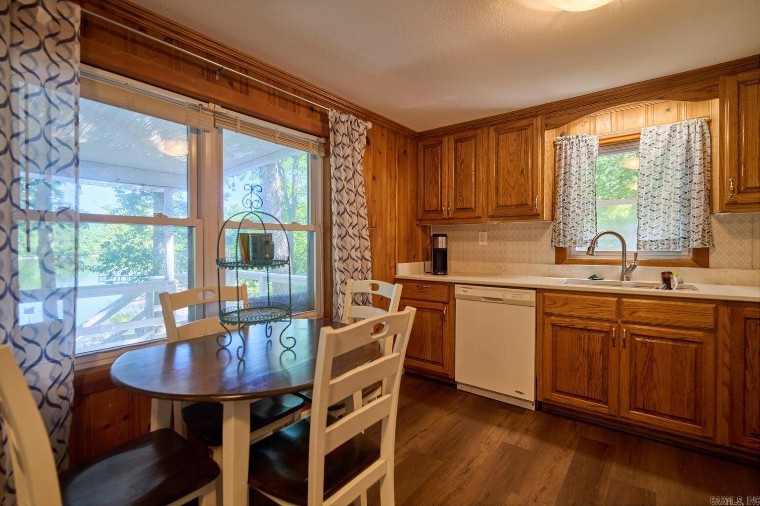 435 Woodland Hills  Hardy, AR