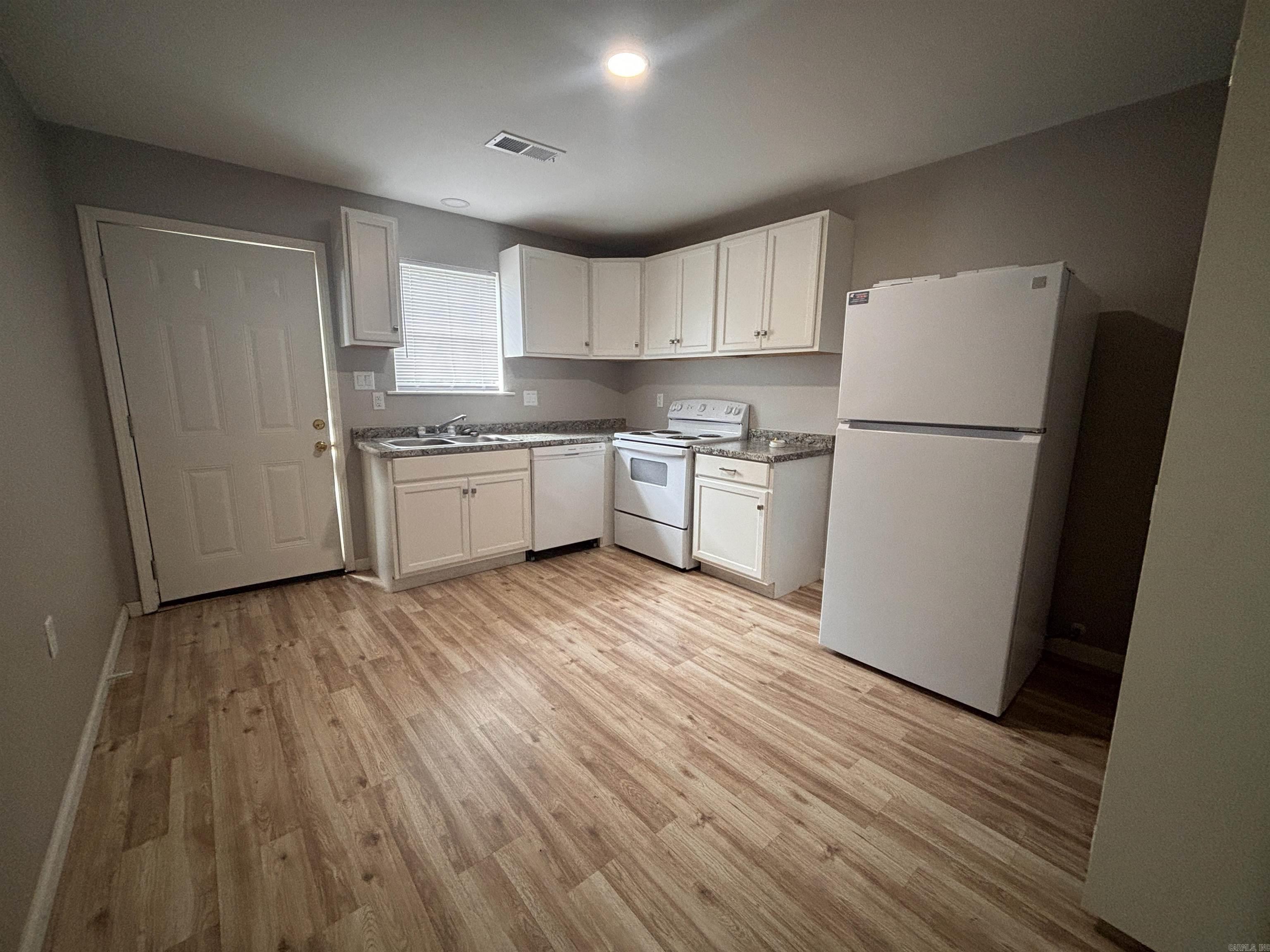 19115 Colonel Glenn Road  Little Rock, AR