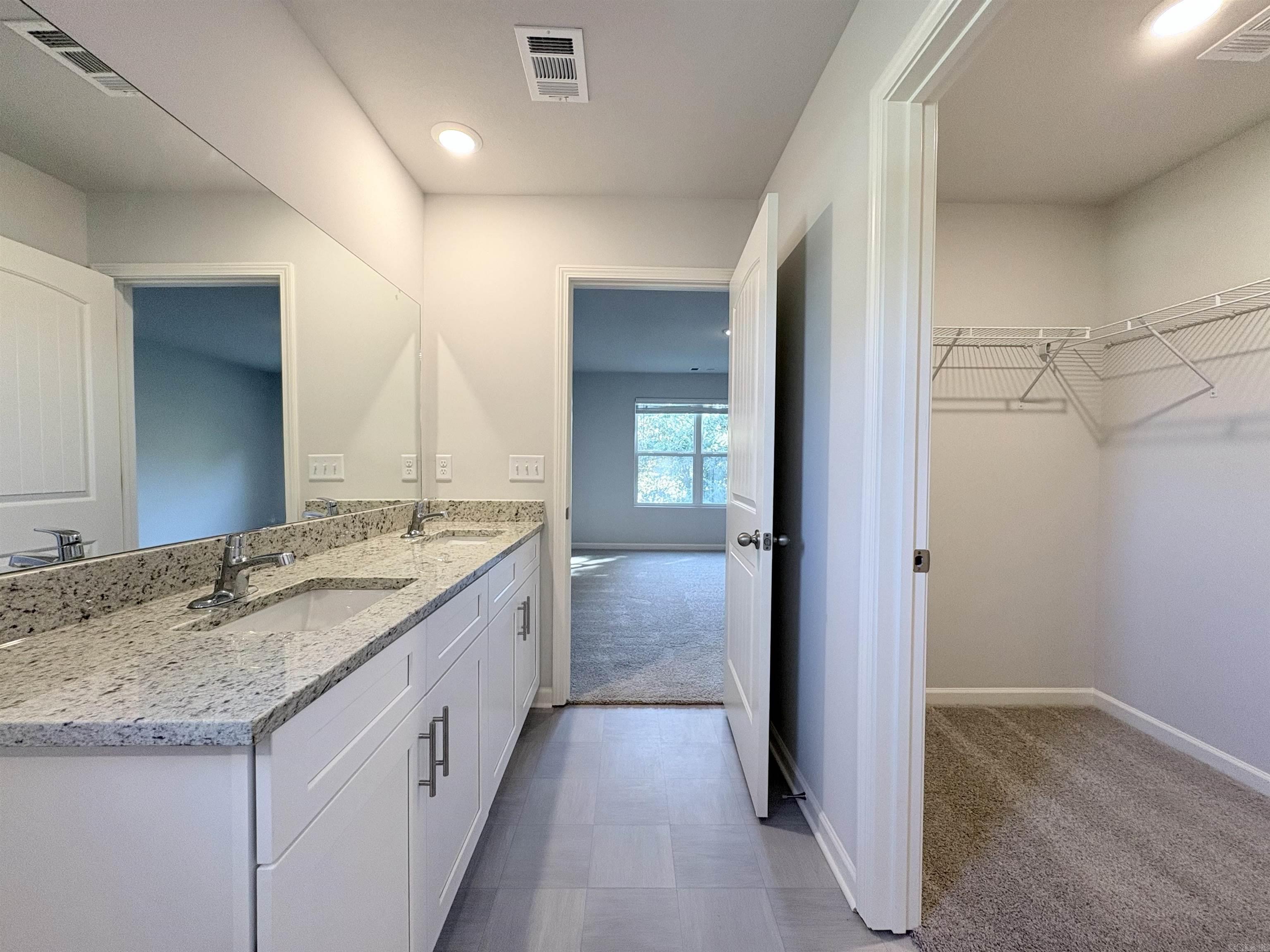 67 Clearwater Drive Brookland, AR 72417