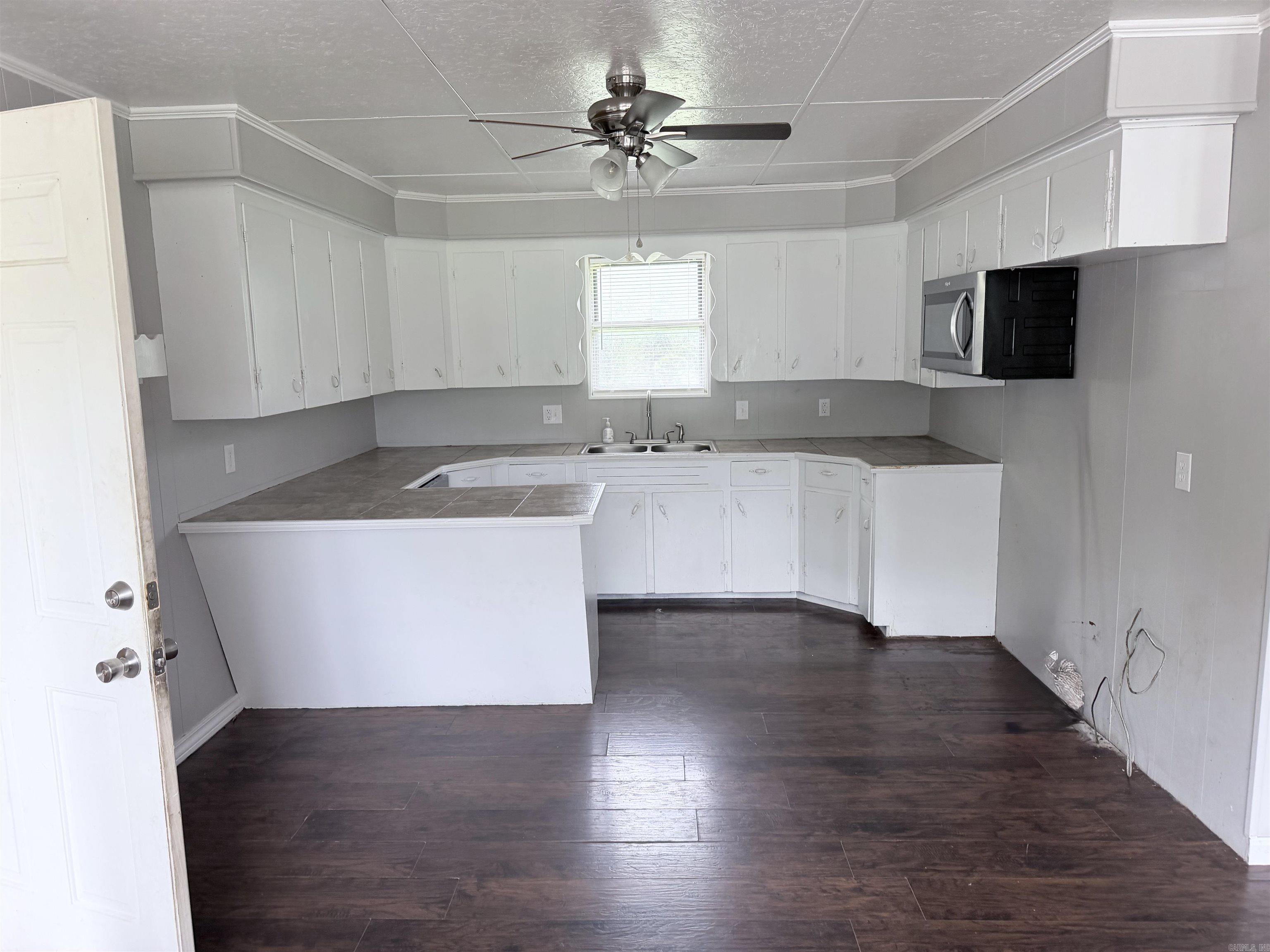 1604 W Childress  Morrilton, AR