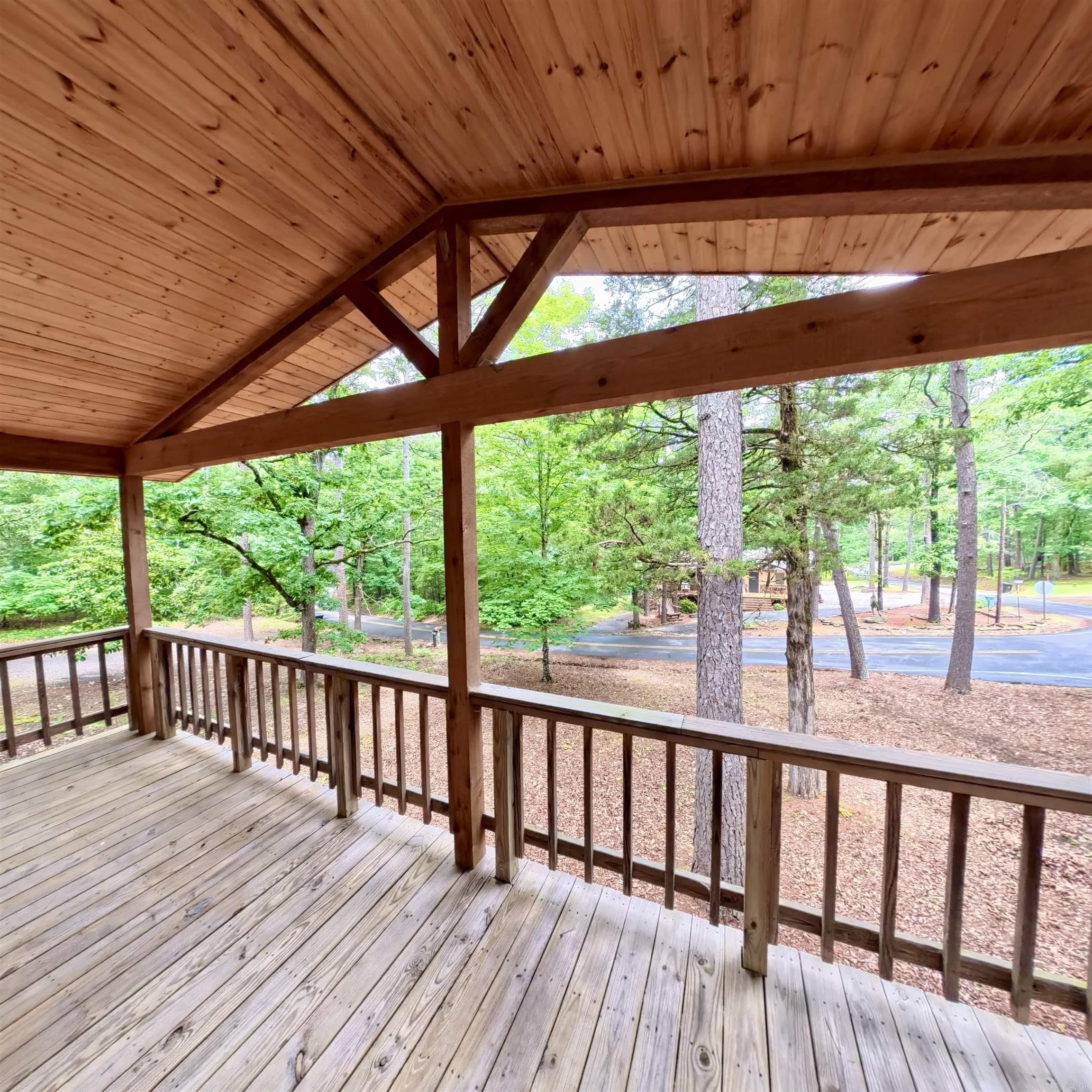 636 W Cliff Drive Fairfield Bay, AR 72088