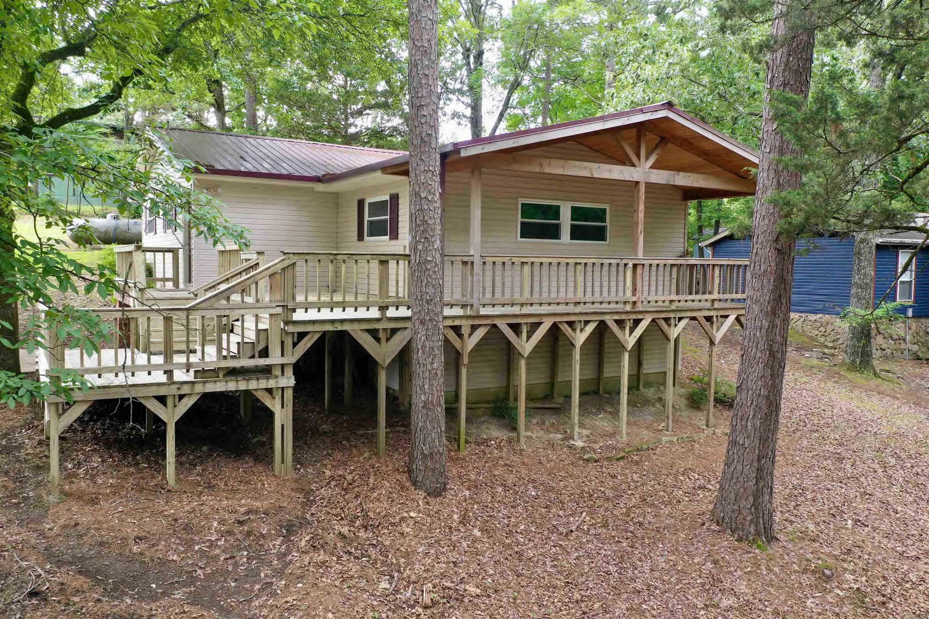 636 W Cliff Drive Fairfield Bay, AR 72088