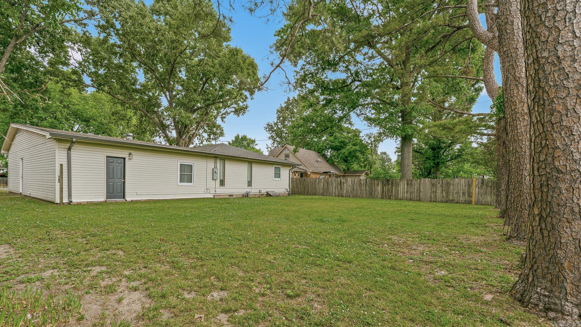 803 Lauderdale  Blytheville, AR