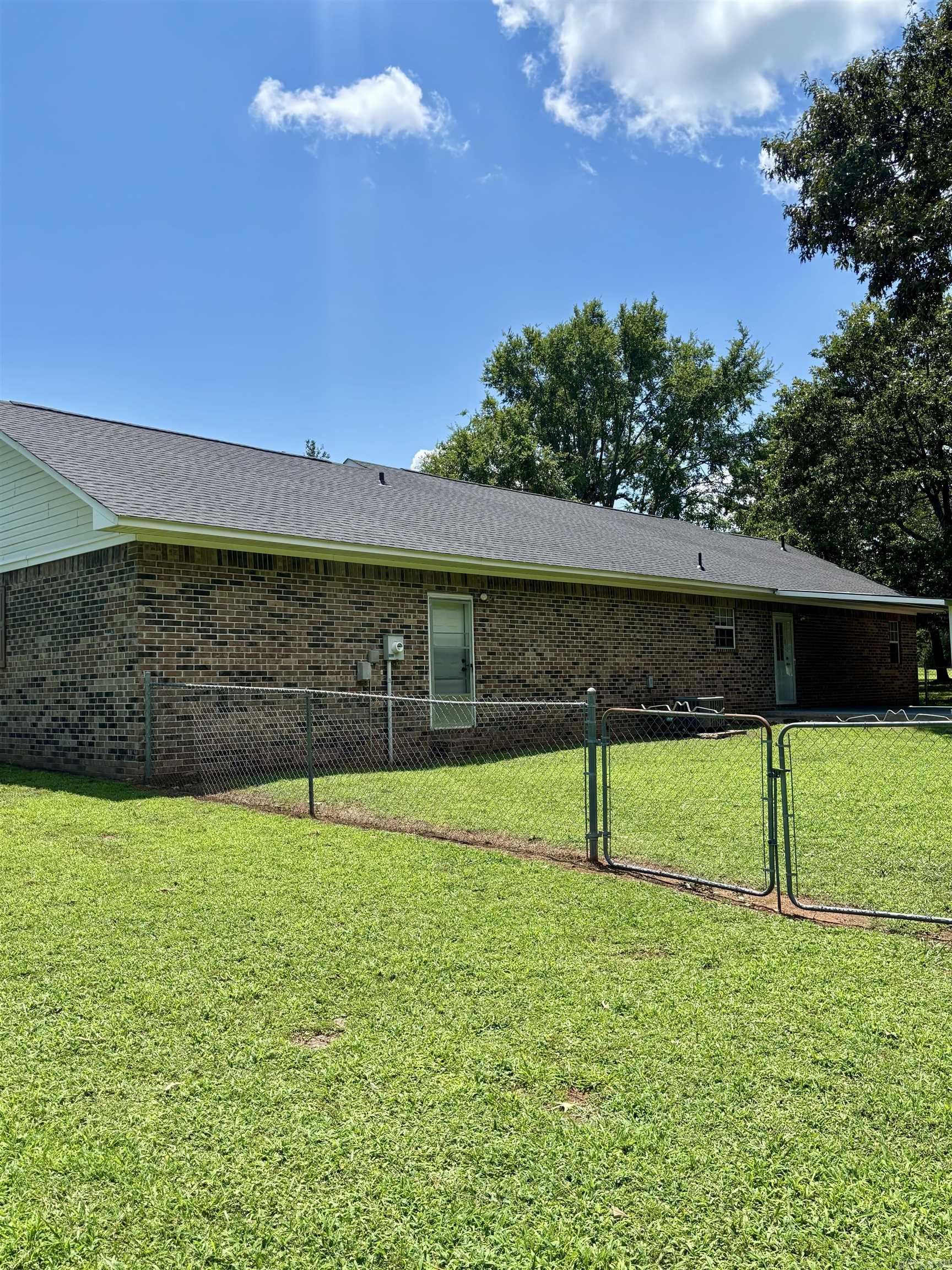 241 Lakewood  Clarksville, AR