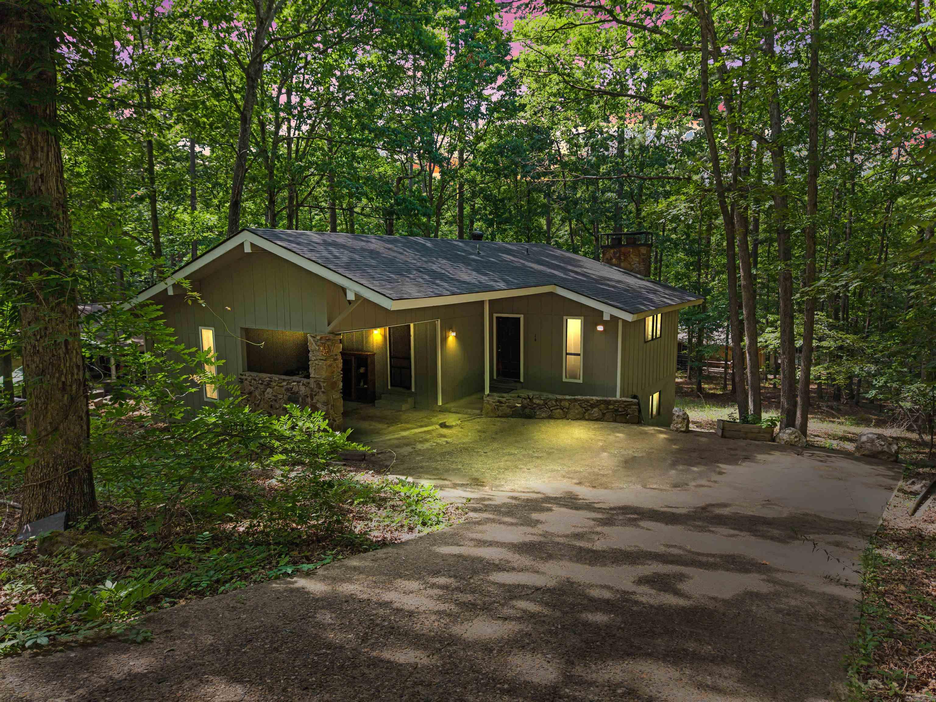 16  Leganes  Hot Springs Village, AR