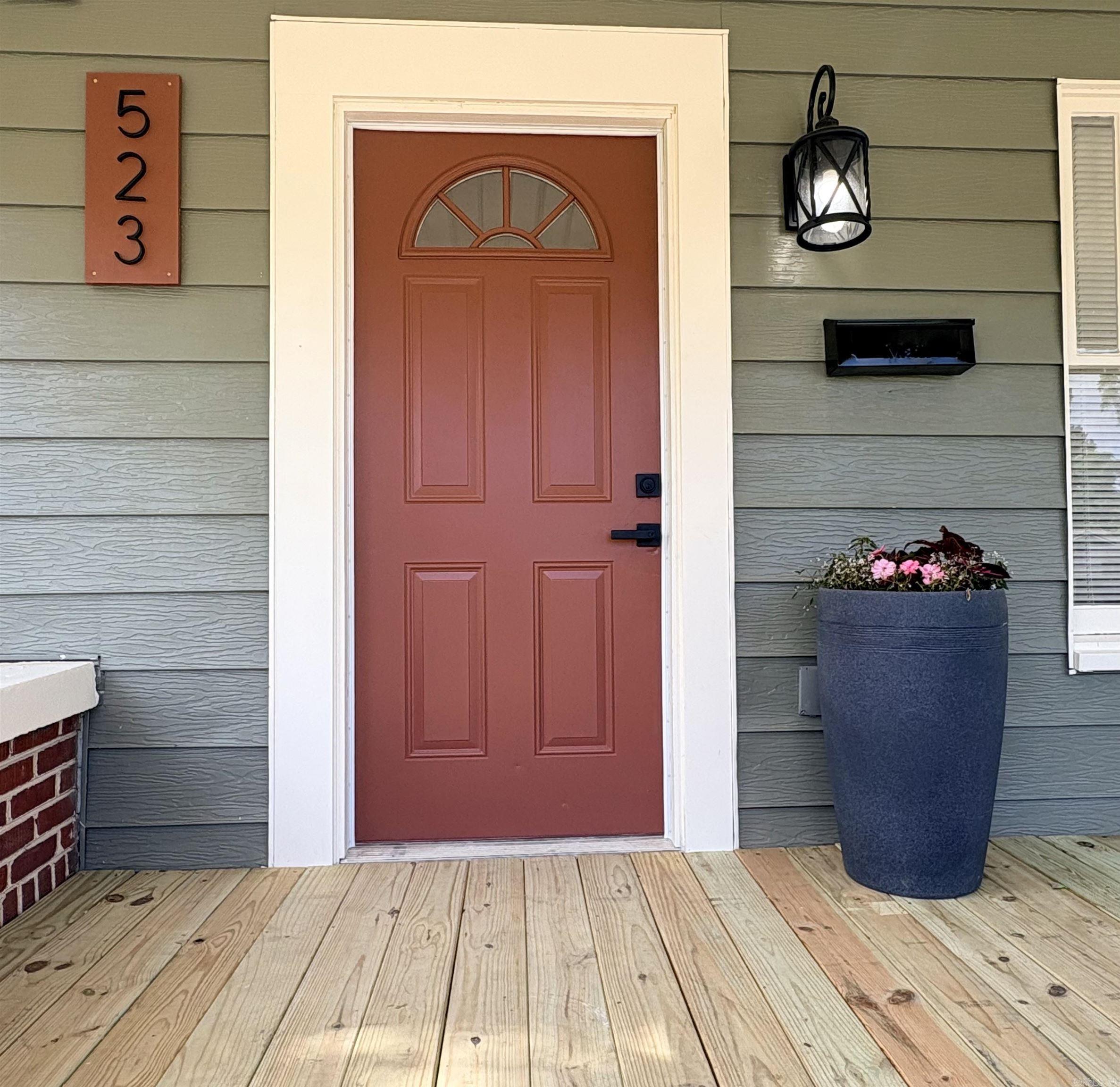 523 W Main  El Dorado, AR