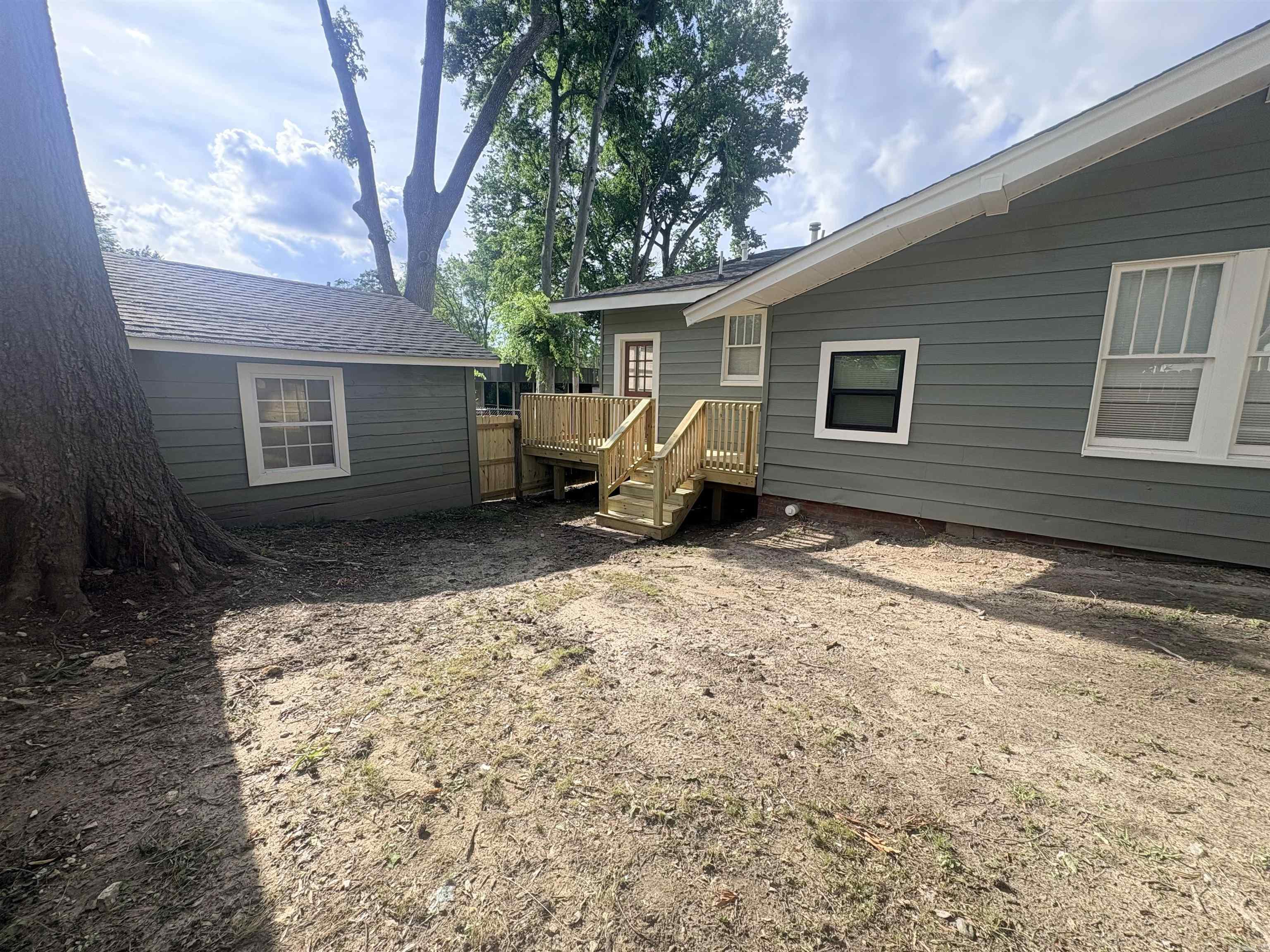 523 W Main  El Dorado, AR