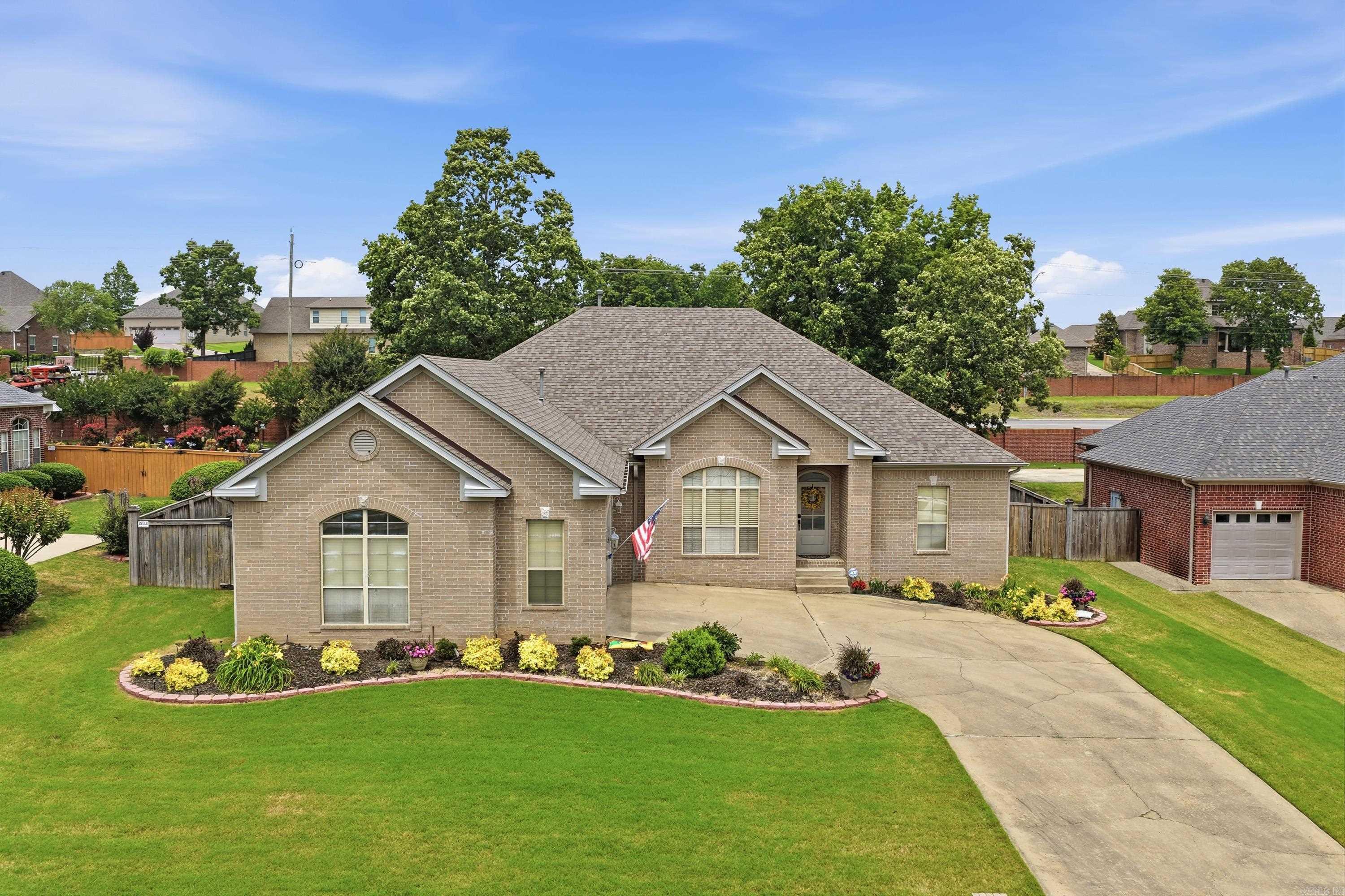 9316 Wooded Acres Cir  Sherwood, AR