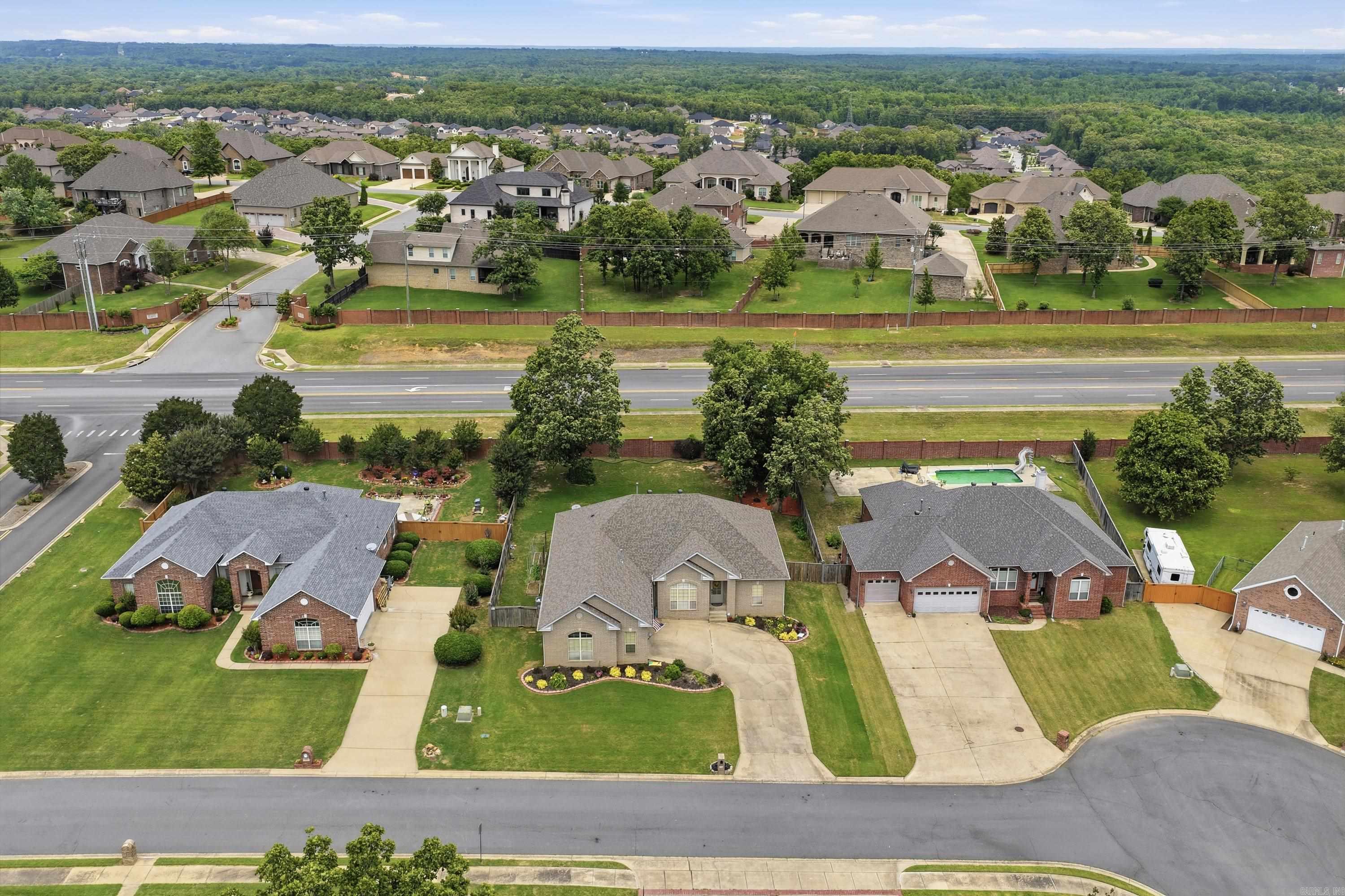 9316 Wooded Acres Cir  Sherwood, AR