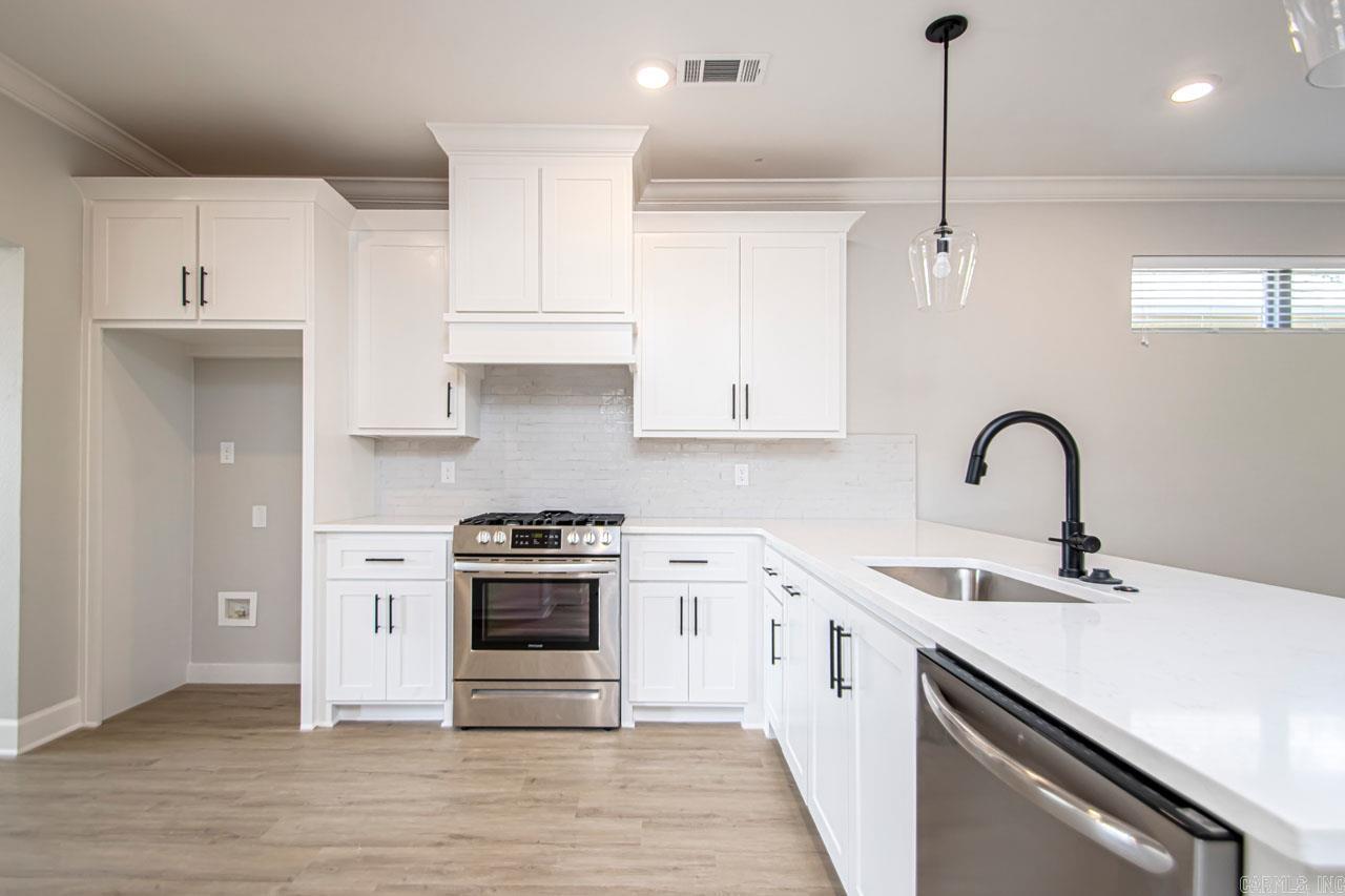302 Kanis Ridge  Little Rock, AR