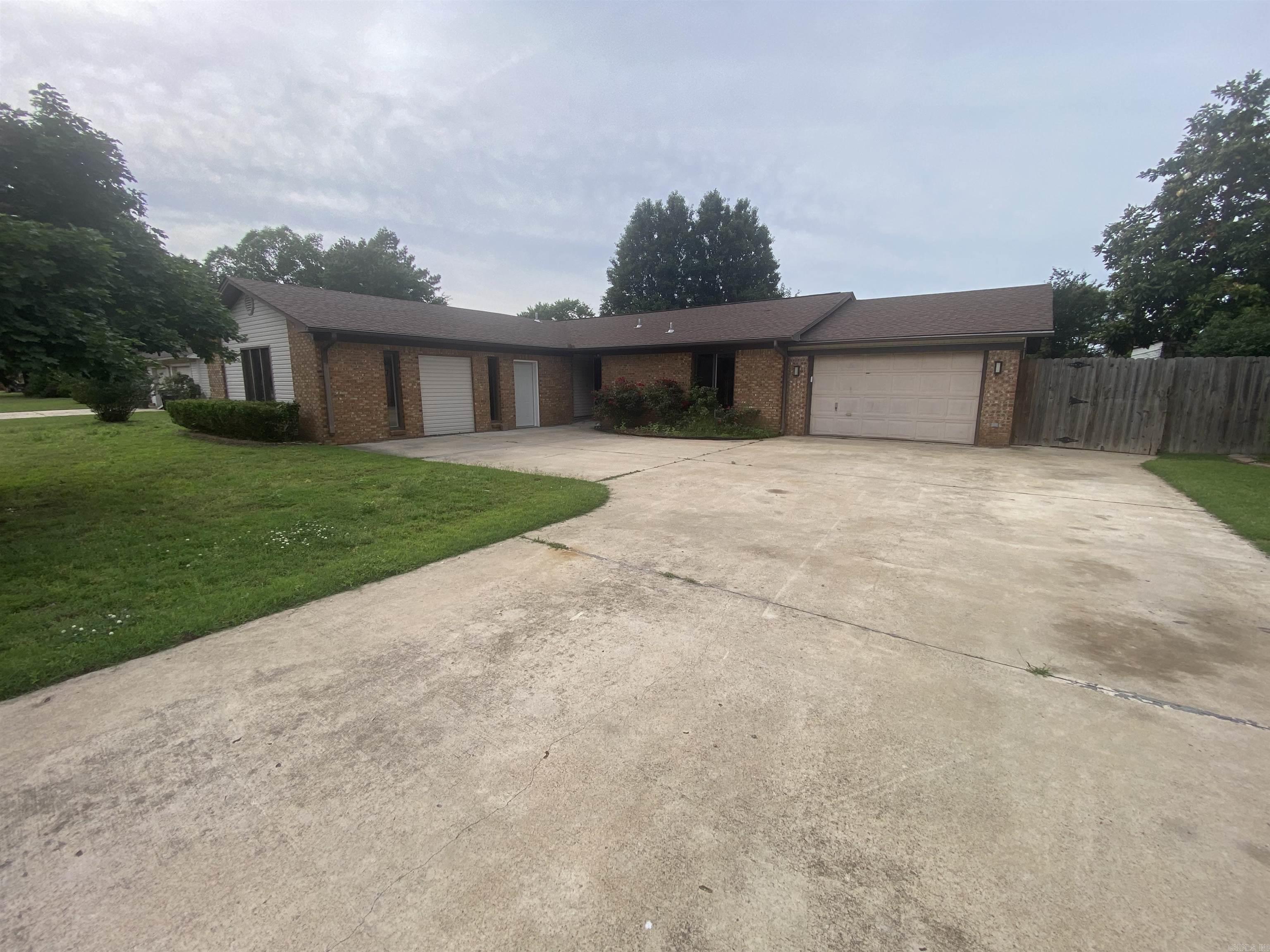 208 Ada  Trumann, AR