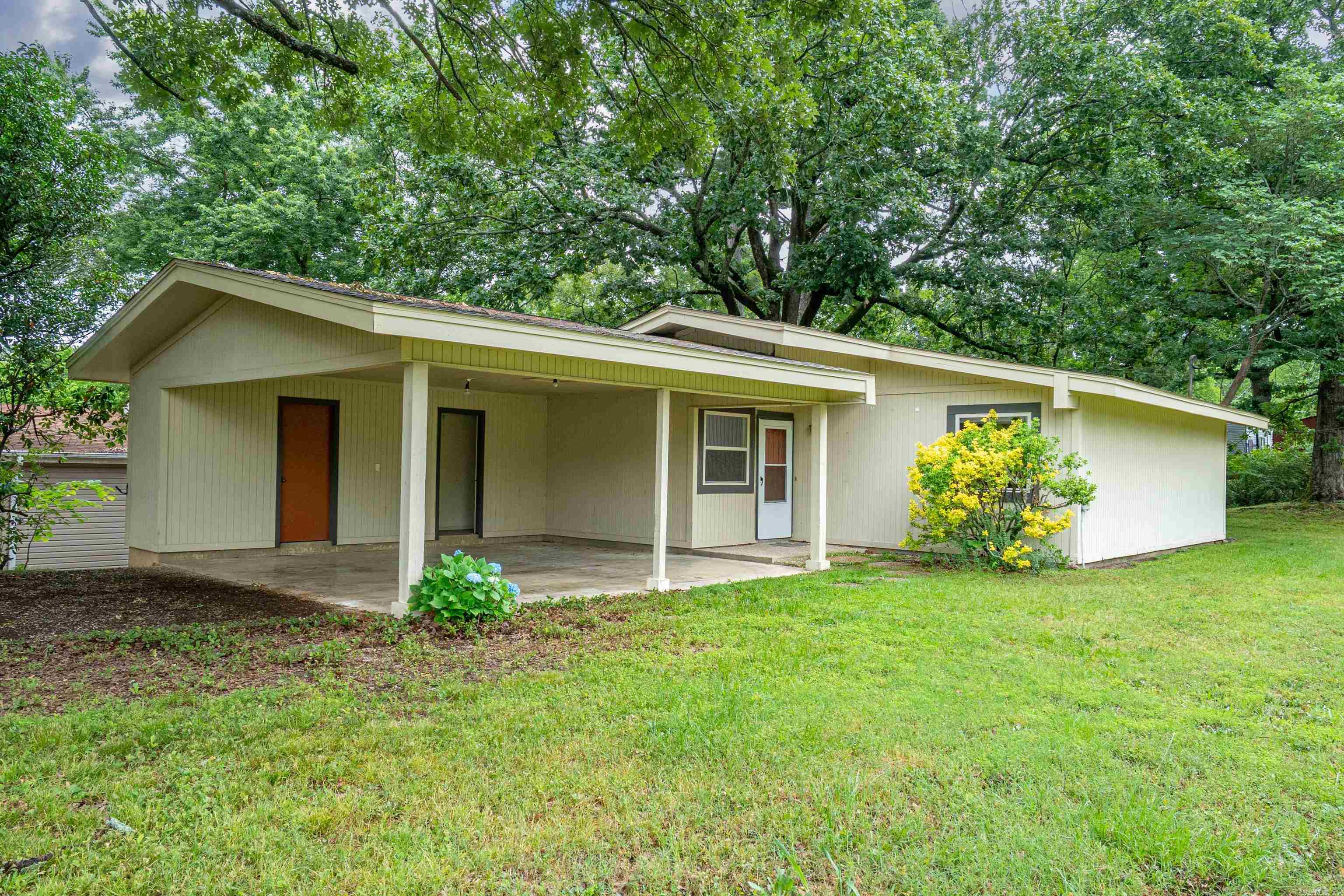 221 Delaware  Hot Springs, AR