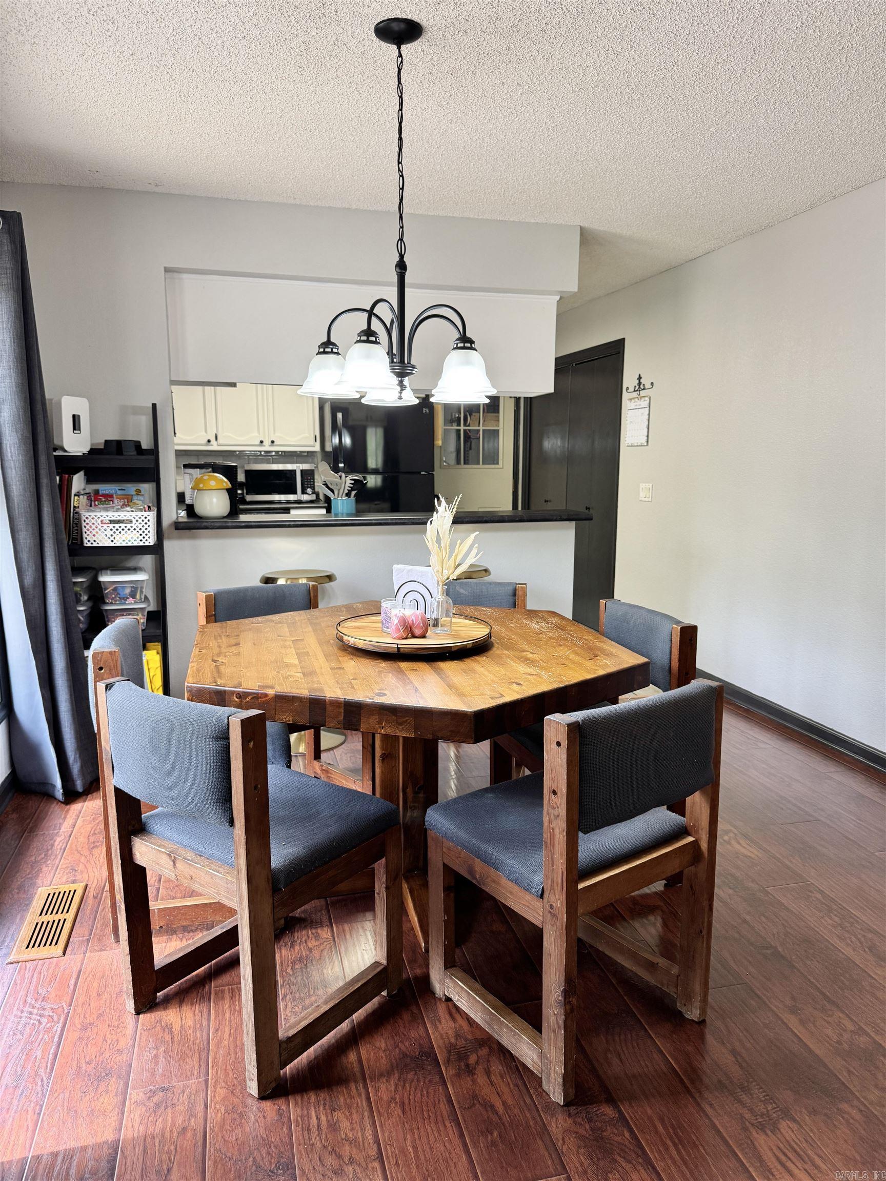 25 Alba Place  Hot Springs Village, AR